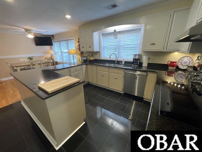 1006 Burnside Road, Manteo, NC 27954, 3 Bedrooms Bedrooms, ,3 BathroomsBathrooms,Residential,For sale,Burnside Road,127228