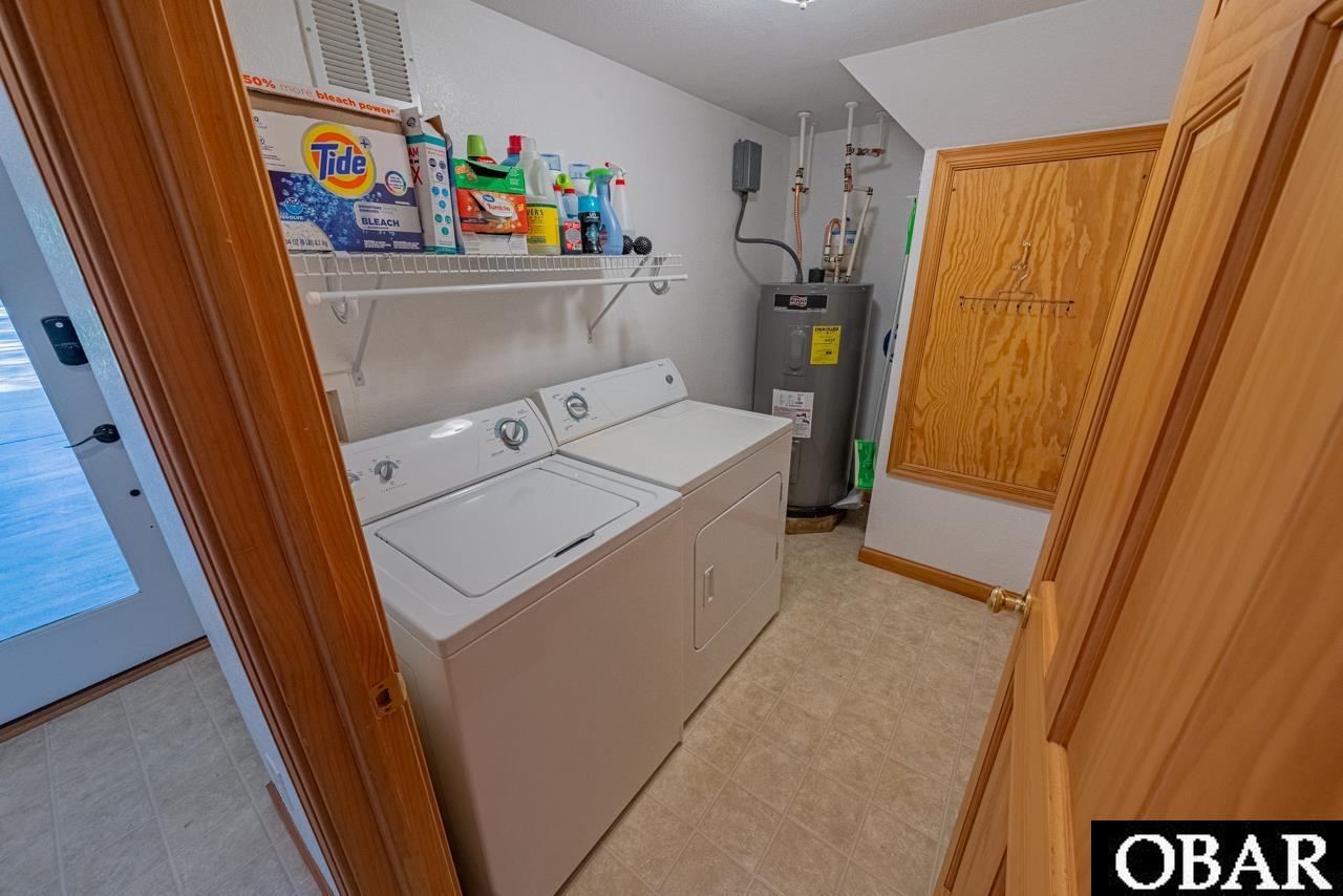 1000 Dean Street, Kill Devil Hills, NC 27948, 3 Bedrooms Bedrooms, ,3 BathroomsBathrooms,Residential,For sale,Dean Street,127242