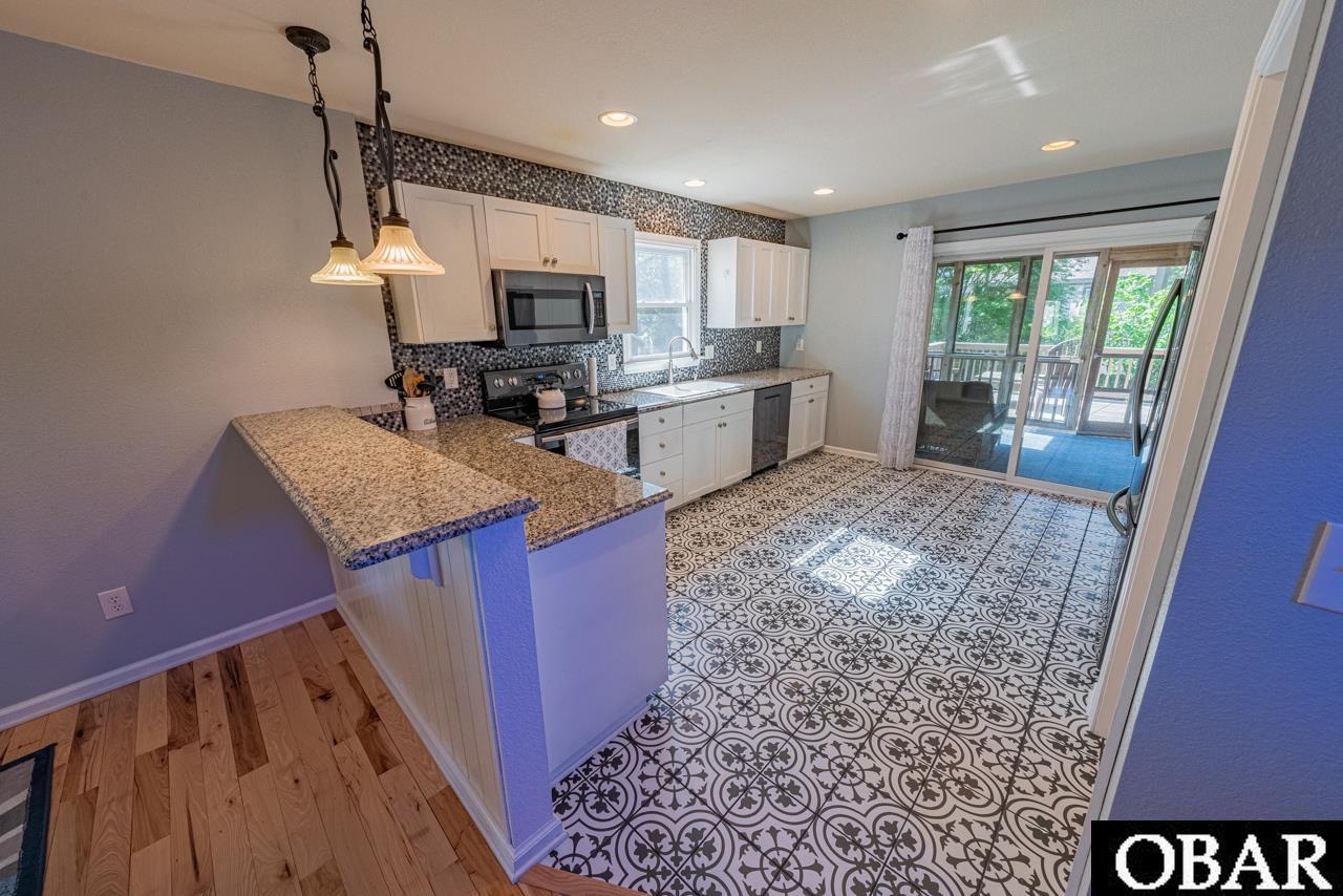 1000 Dean Street, Kill Devil Hills, NC 27948, 3 Bedrooms Bedrooms, ,3 BathroomsBathrooms,Residential,For sale,Dean Street,127242