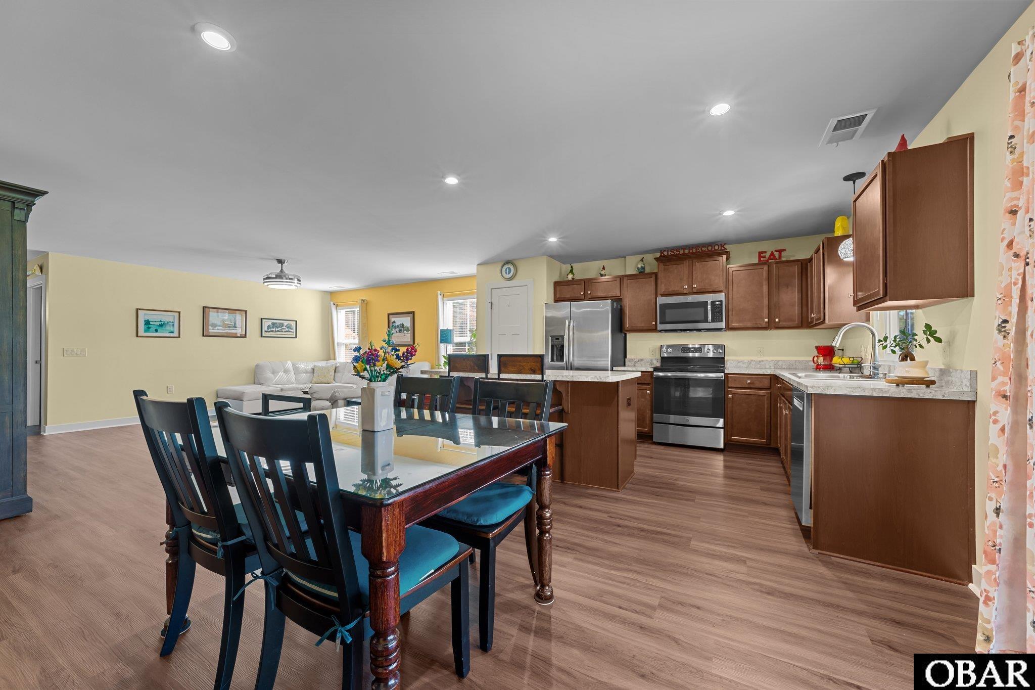 123 Hidden View Loop, Moyock, NC 27958, 3 Bedrooms Bedrooms, ,2 BathroomsBathrooms,Residential,For sale,Hidden View Loop,127245