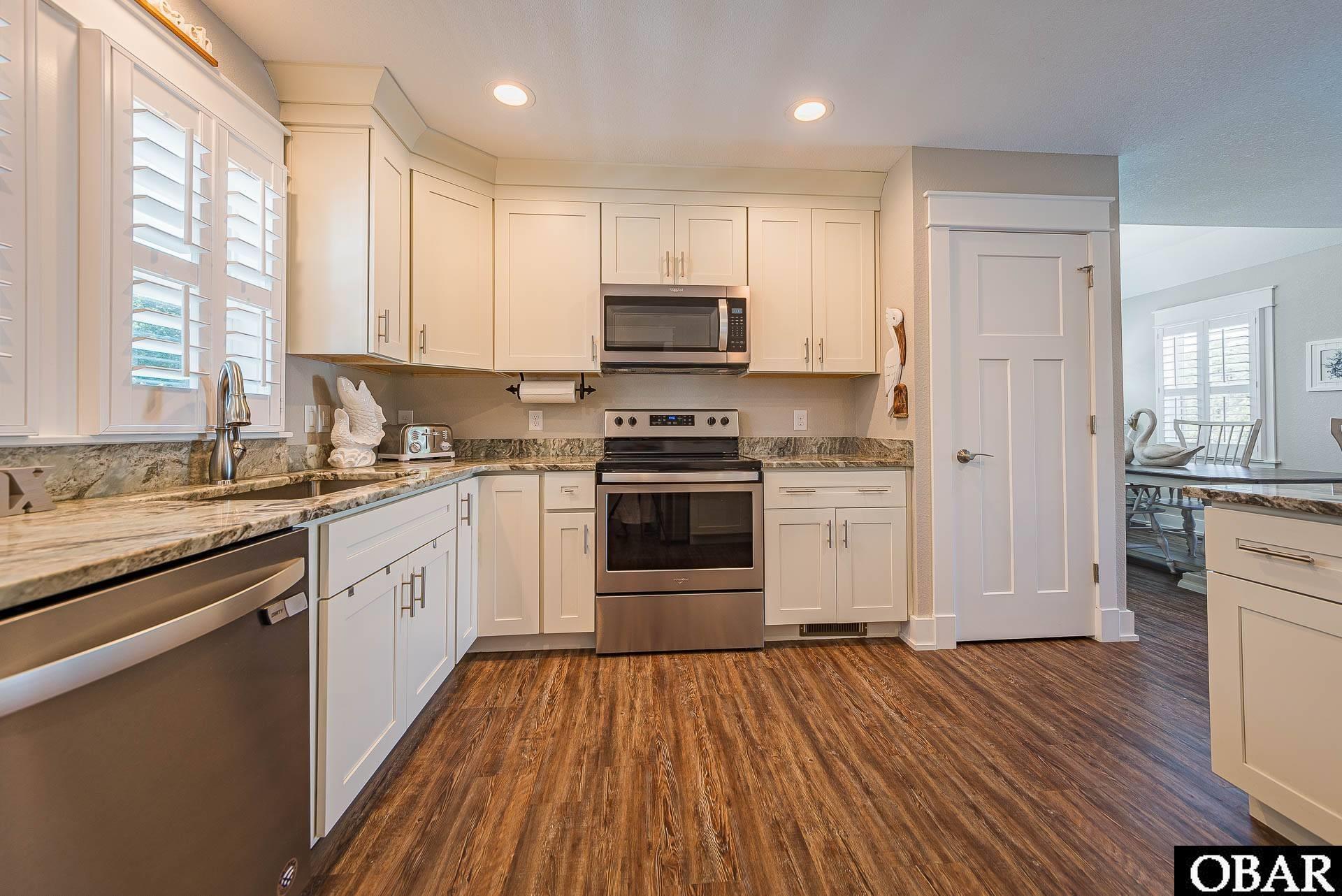 112 Ridge Lane, Kill Devil Hills, NC 27948, 4 Bedrooms Bedrooms, ,3 BathroomsBathrooms,Residential,For sale,Ridge Lane,127264