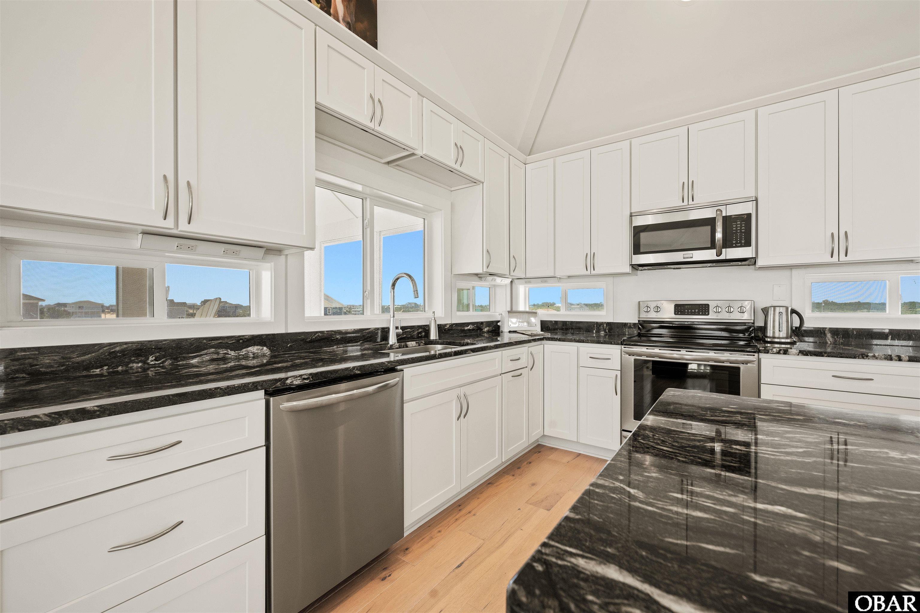 1686 Sandfiddler Road, Corolla, NC 27927, 3 Bedrooms Bedrooms, ,2 BathroomsBathrooms,Residential,For sale,Sandfiddler Road,127265