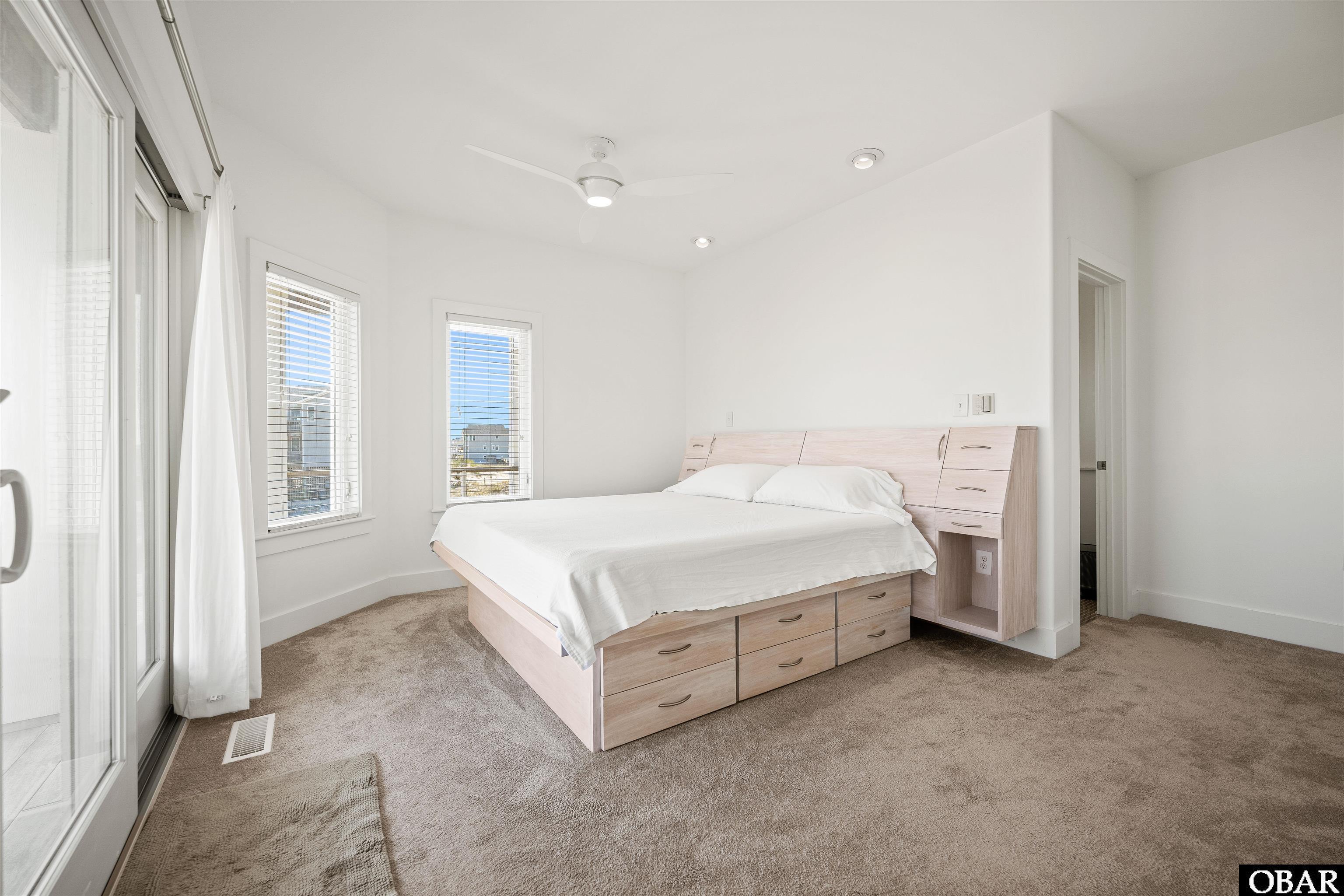 1686 Sandfiddler Road, Corolla, NC 27927, 3 Bedrooms Bedrooms, ,2 BathroomsBathrooms,Residential,For sale,Sandfiddler Road,127265