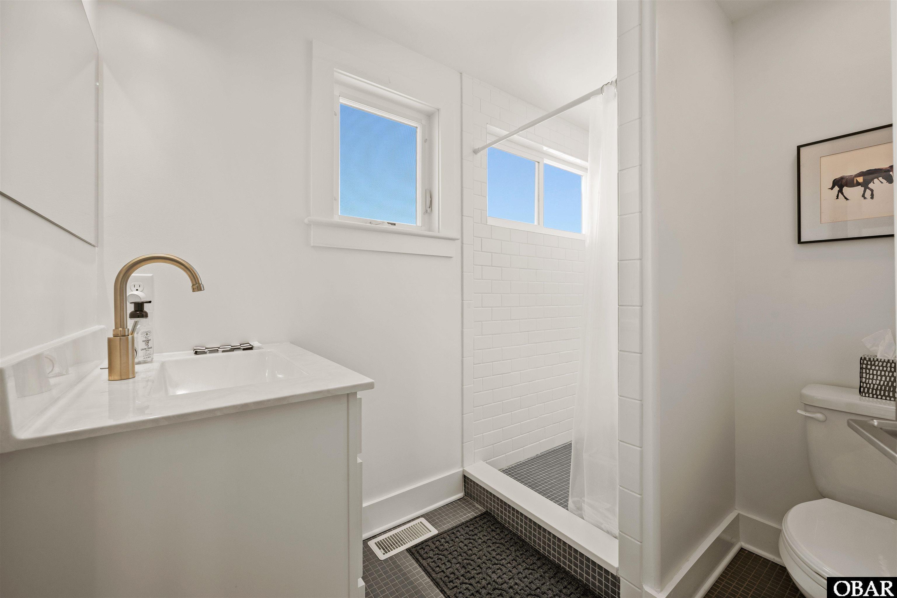 1686 Sandfiddler Road, Corolla, NC 27927, 3 Bedrooms Bedrooms, ,2 BathroomsBathrooms,Residential,For sale,Sandfiddler Road,127265