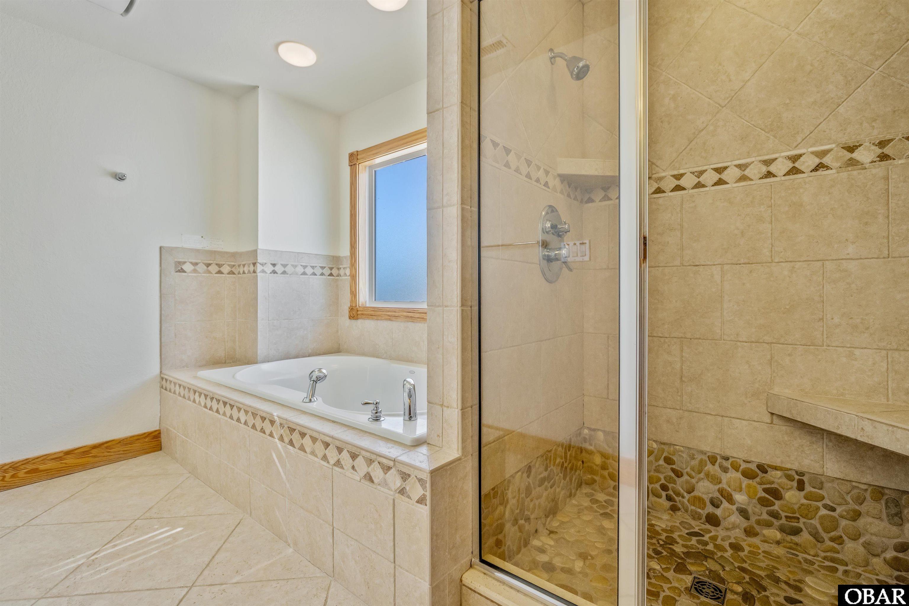 547 Porpoise Point, Corolla, NC 27927, 6 Bedrooms Bedrooms, ,5 BathroomsBathrooms,Residential,For sale,Porpoise Point,127266