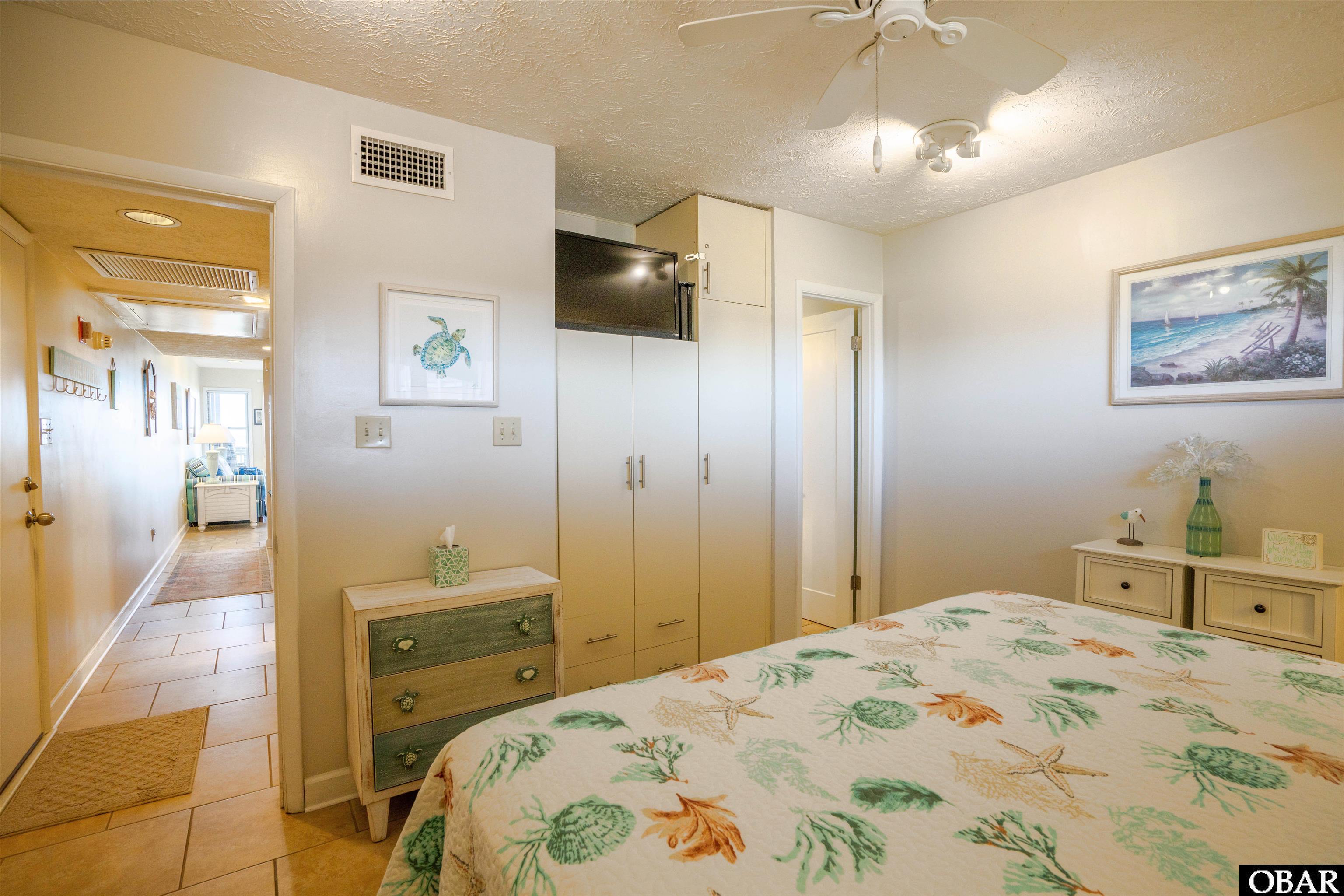 117 Sea Colony Drive, Duck, NC 27949, 1 Bedroom Bedrooms, ,2 BathroomsBathrooms,Residential,For sale,Sea Colony Drive,127280