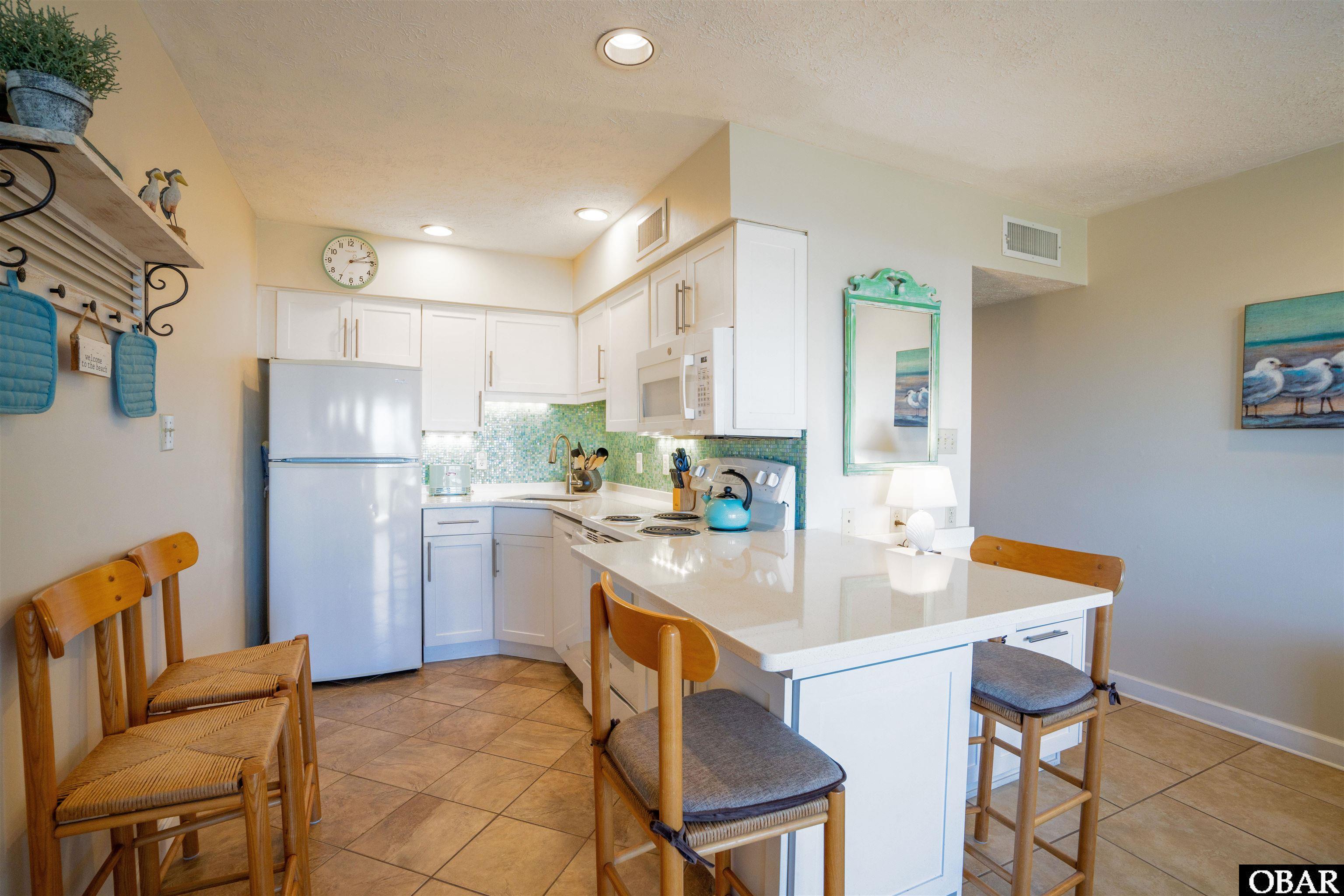 117 Sea Colony Drive, Duck, NC 27949, 1 Bedroom Bedrooms, ,2 BathroomsBathrooms,Residential,For sale,Sea Colony Drive,127280