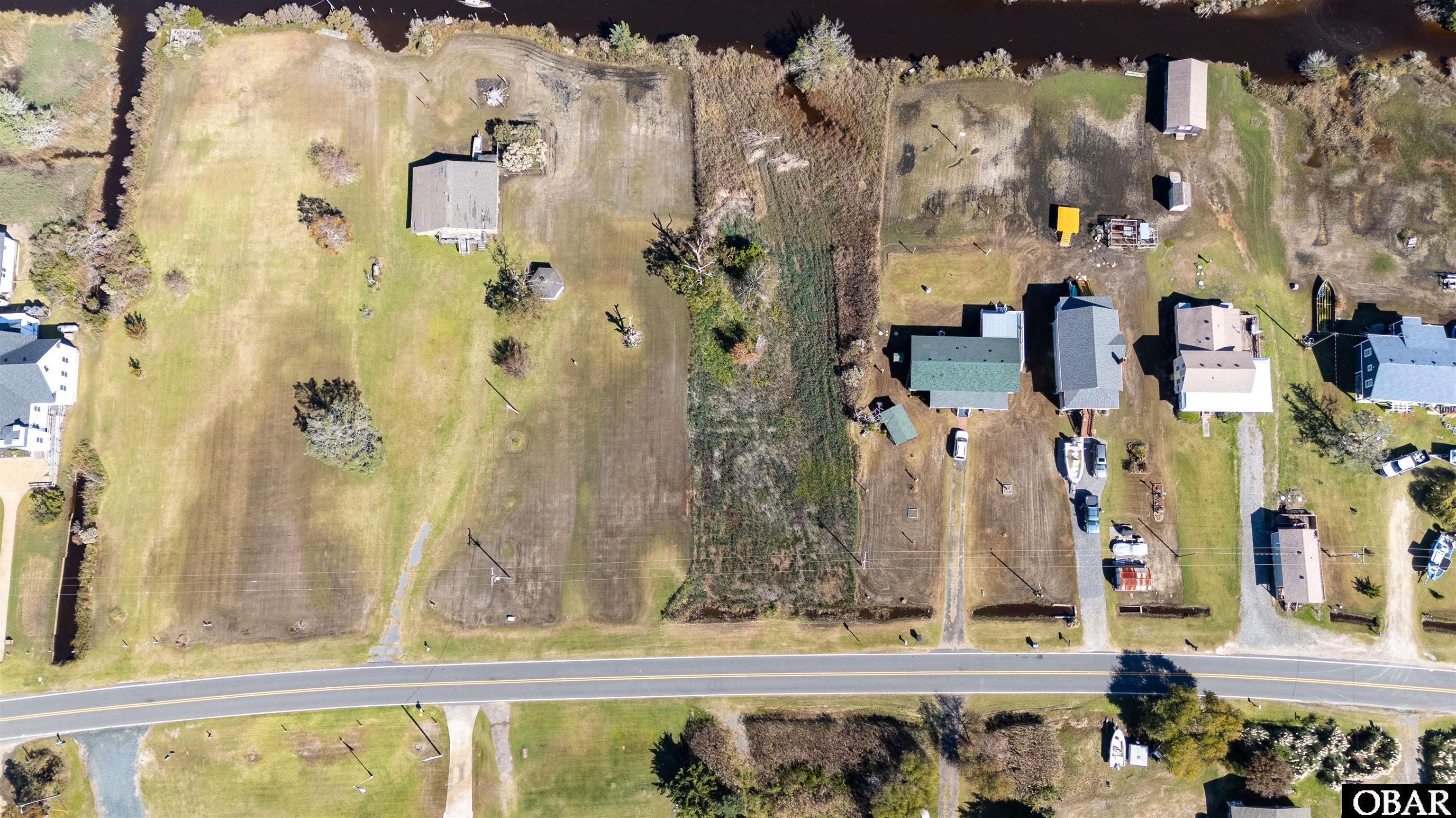 Top view from canal to road.