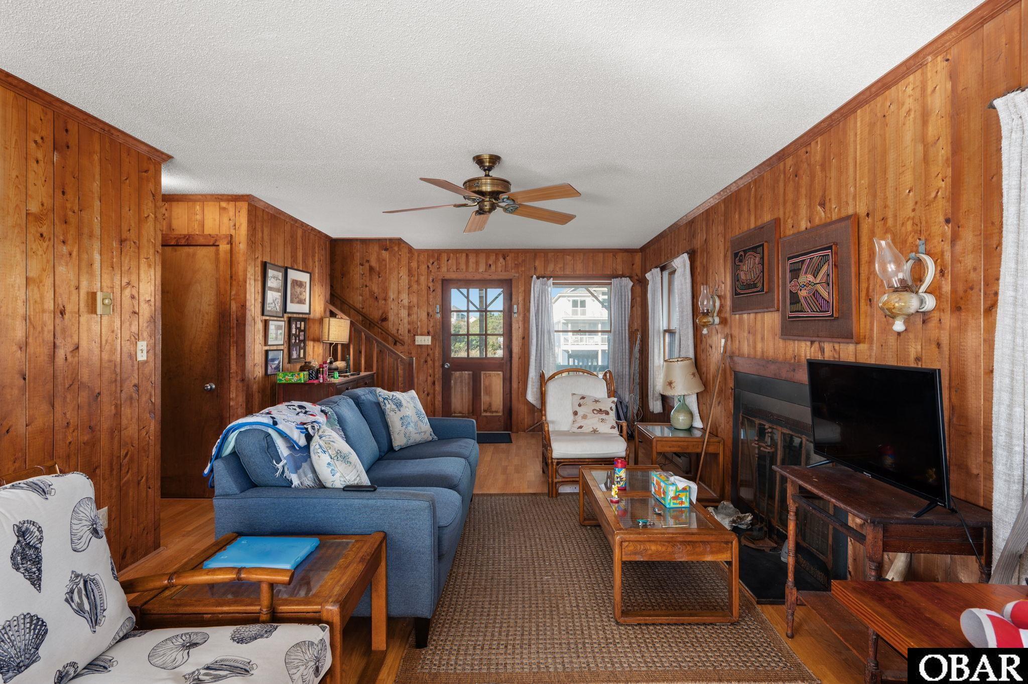 1007 Lighthouse Drive, Corolla, NC 27927, 3 Bedrooms Bedrooms, ,2 BathroomsBathrooms,Residential,For sale,Lighthouse Drive,127309