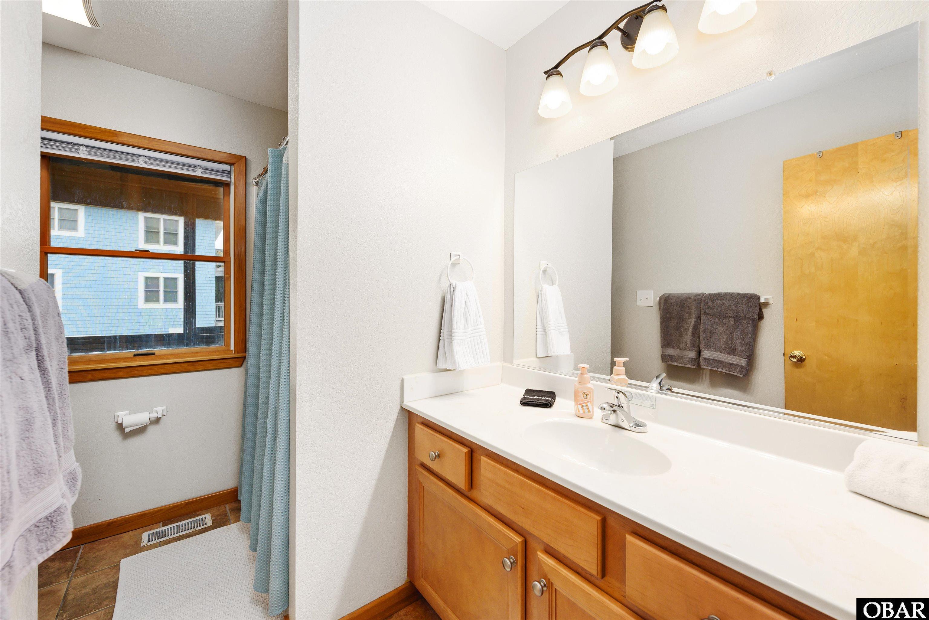 750 Sea Horse Court, Corolla, NC 27927, 4 Bedrooms Bedrooms, ,3 BathroomsBathrooms,Residential,For sale,Sea Horse Court,127314