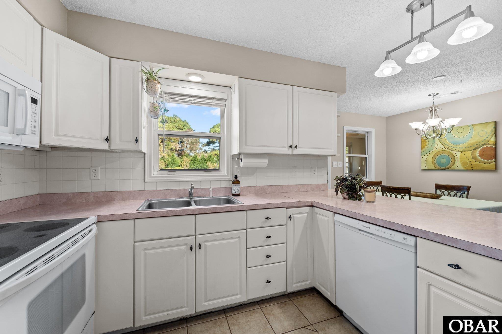 102 Sunny Lane, Grandy, NC 27939, 3 Bedrooms Bedrooms, ,2 BathroomsBathrooms,Residential,For sale,Sunny Lane,127316