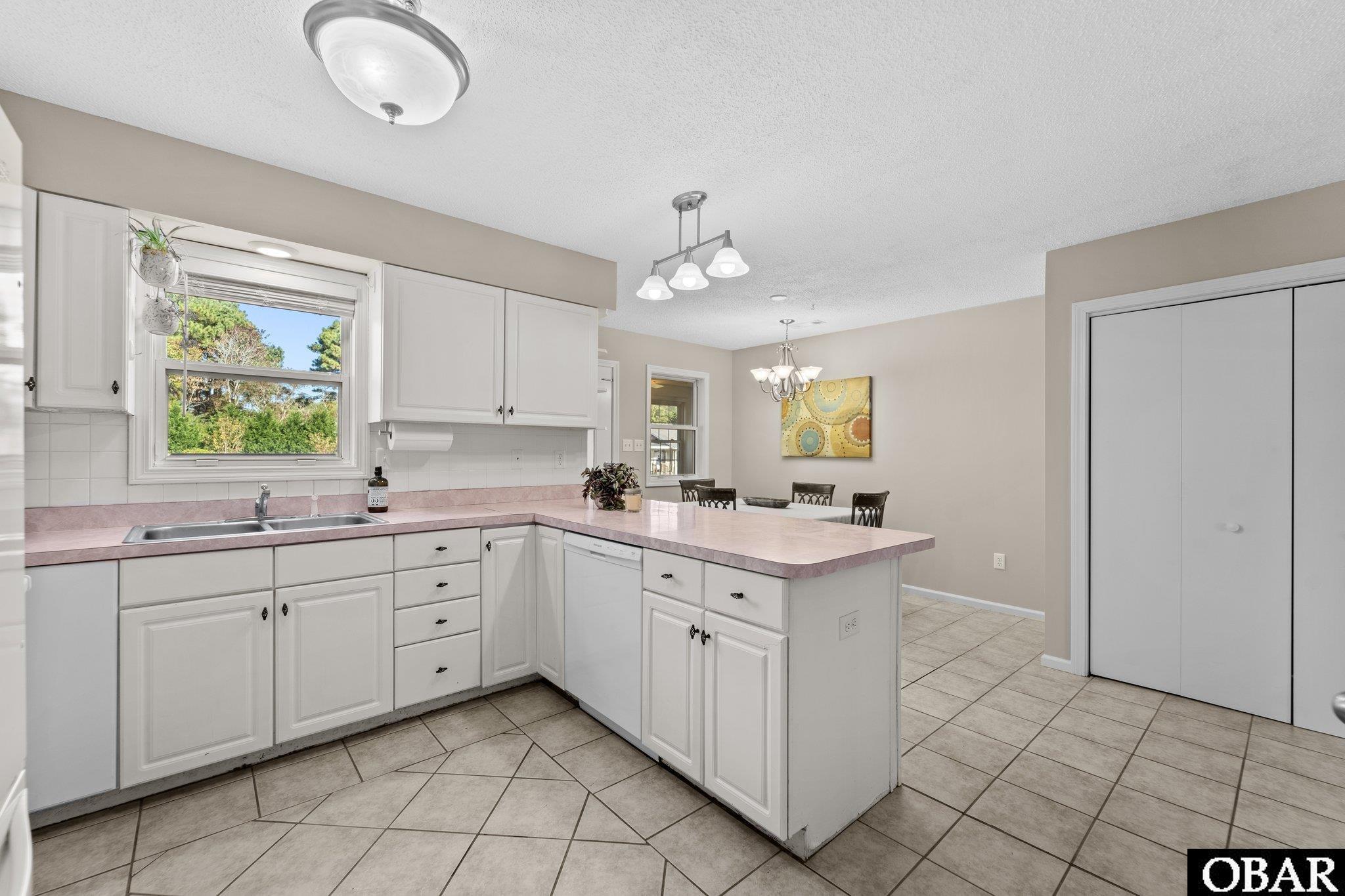 102 Sunny Lane, Grandy, NC 27939, 3 Bedrooms Bedrooms, ,2 BathroomsBathrooms,Residential,For sale,Sunny Lane,127316