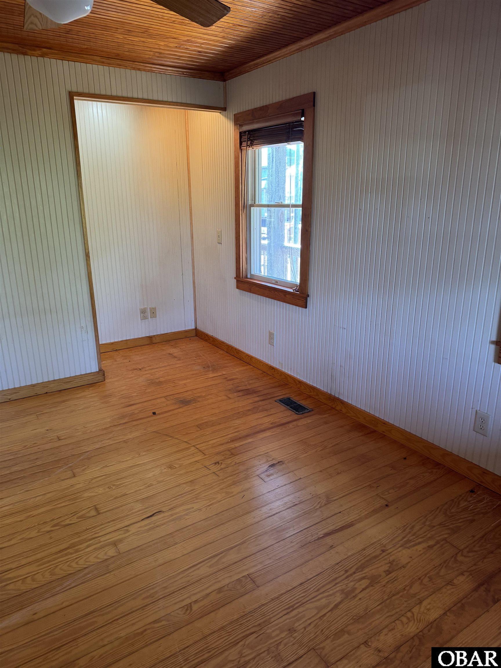 19 Cuttensage Lane, Ocracoke, NC 27960, 2 Bedrooms Bedrooms, ,2 BathroomsBathrooms,Residential,For sale,Cuttensage Lane,127317