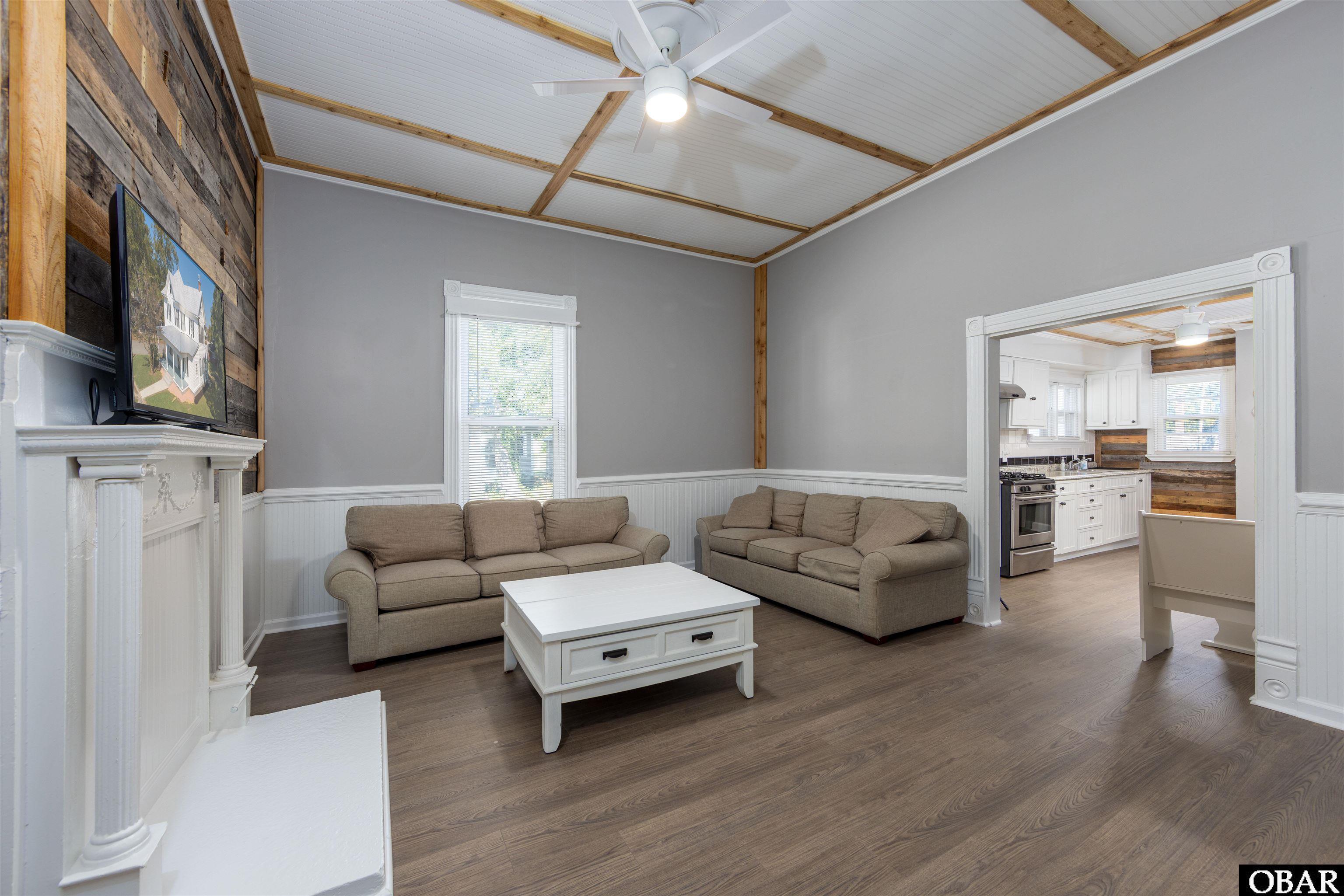 514 Pennsylvania Ave, Hertford, NC 27944, 5 Bedrooms Bedrooms, ,2 BathroomsBathrooms,Residential,For sale,Pennsylvania Ave,127331