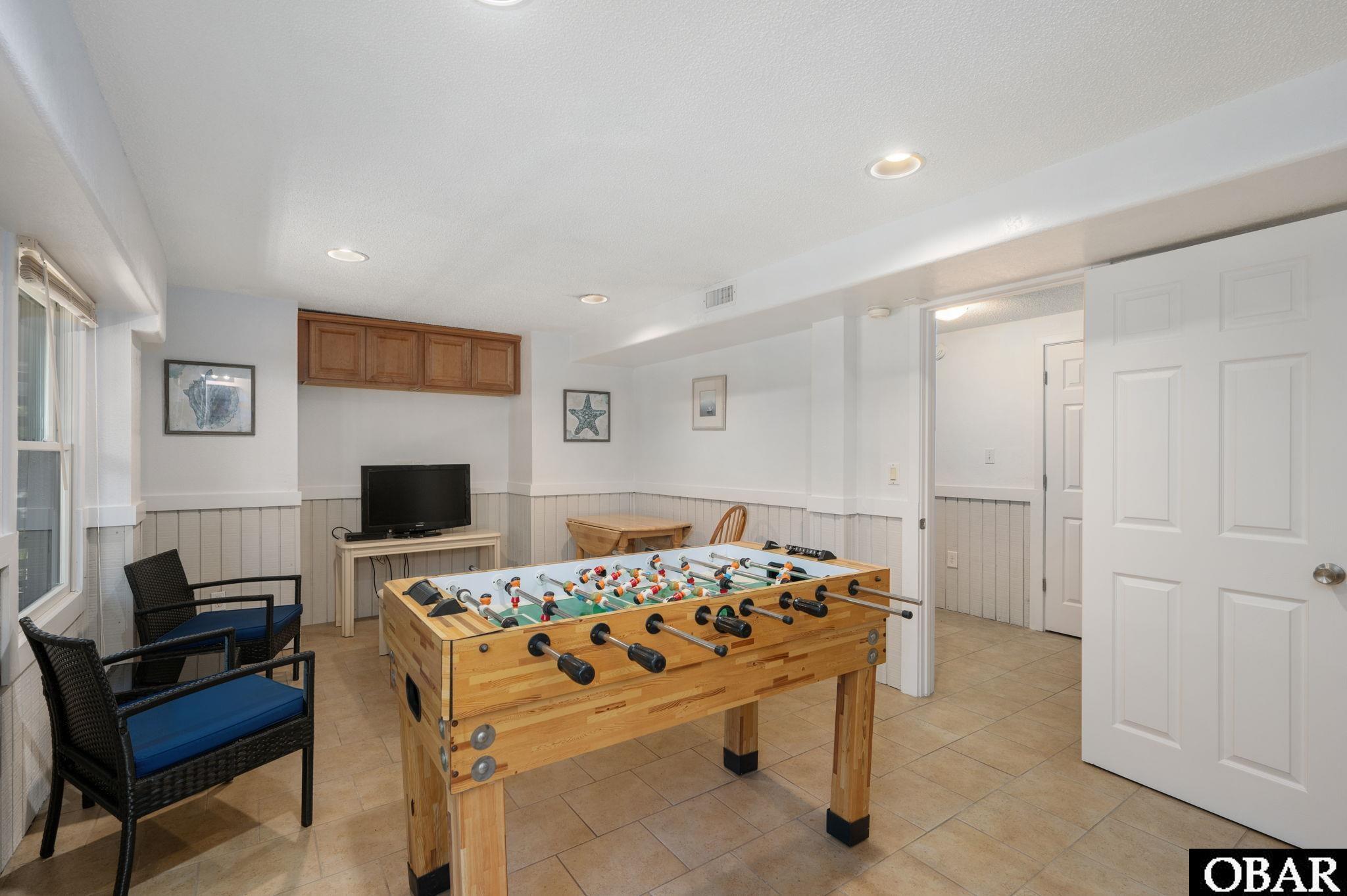 779 Kings Grant Drive, Corolla, NC 27927, 5 Bedrooms Bedrooms, ,3 BathroomsBathrooms,Residential,For sale,Kings Grant Drive,127340
