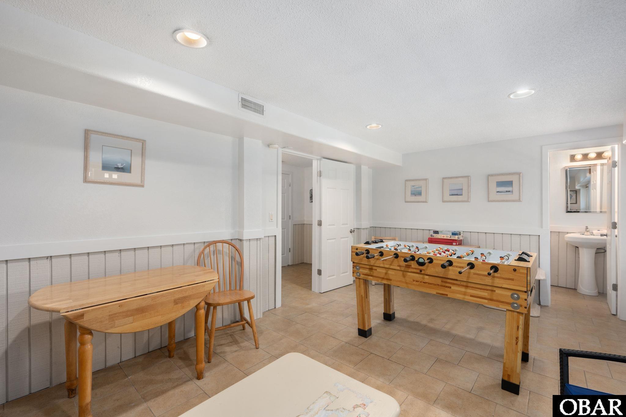 779 Kings Grant Drive, Corolla, NC 27927, 5 Bedrooms Bedrooms, ,3 BathroomsBathrooms,Residential,For sale,Kings Grant Drive,127340