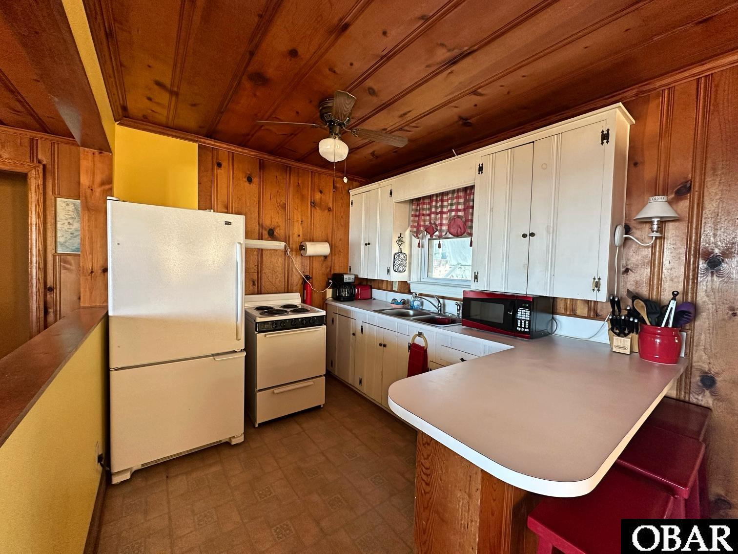 4728 Virginia Dare Trail, Kitty Hawk, NC 27949, 3 Bedrooms Bedrooms, ,1 BathroomBathrooms,Residential,For sale,Virginia Dare Trail,127350