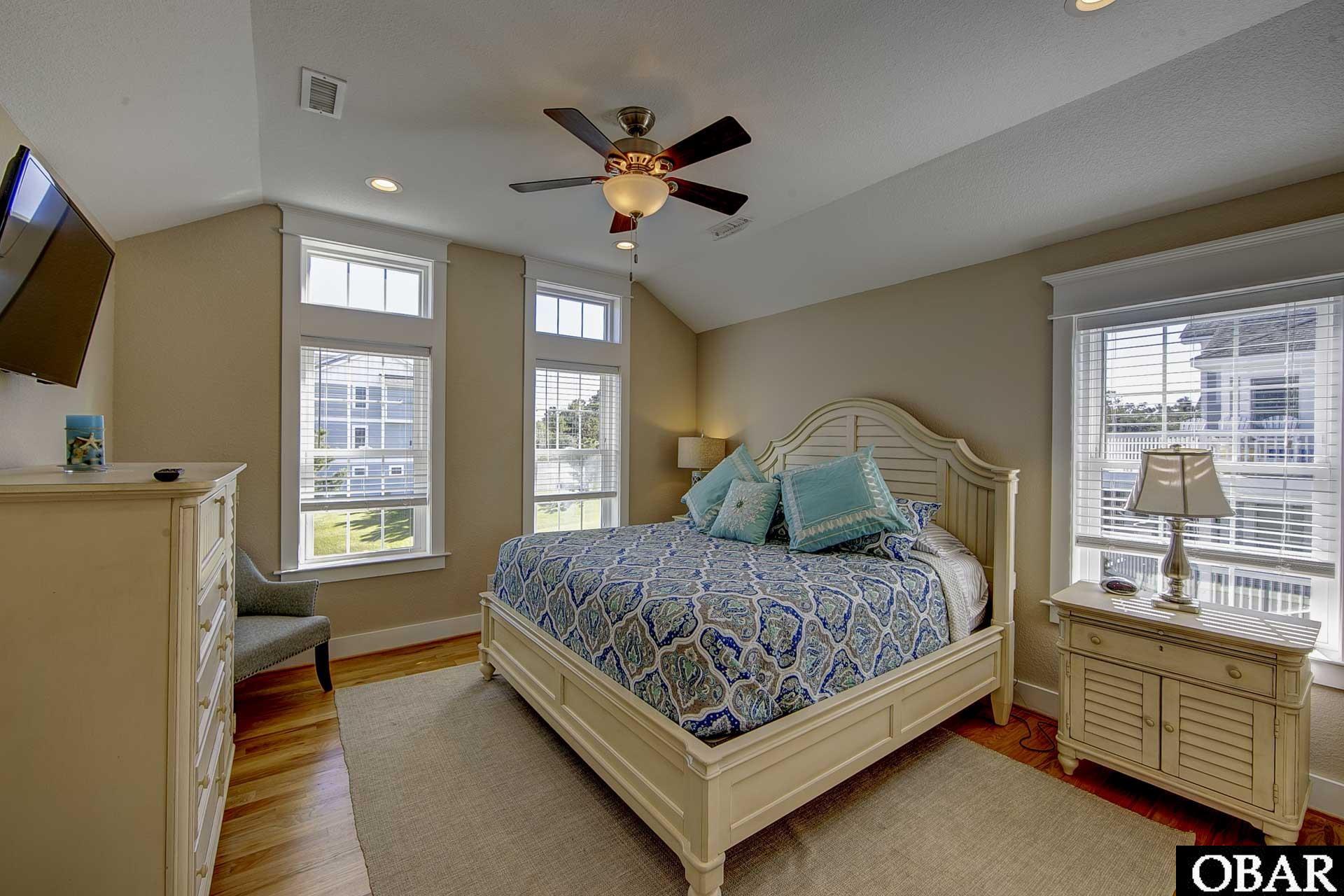 202 First Flight Run, Kitty Hawk, NC 27949, 5 Bedrooms Bedrooms, ,5 BathroomsBathrooms,Residential,For sale,First Flight Run,127352