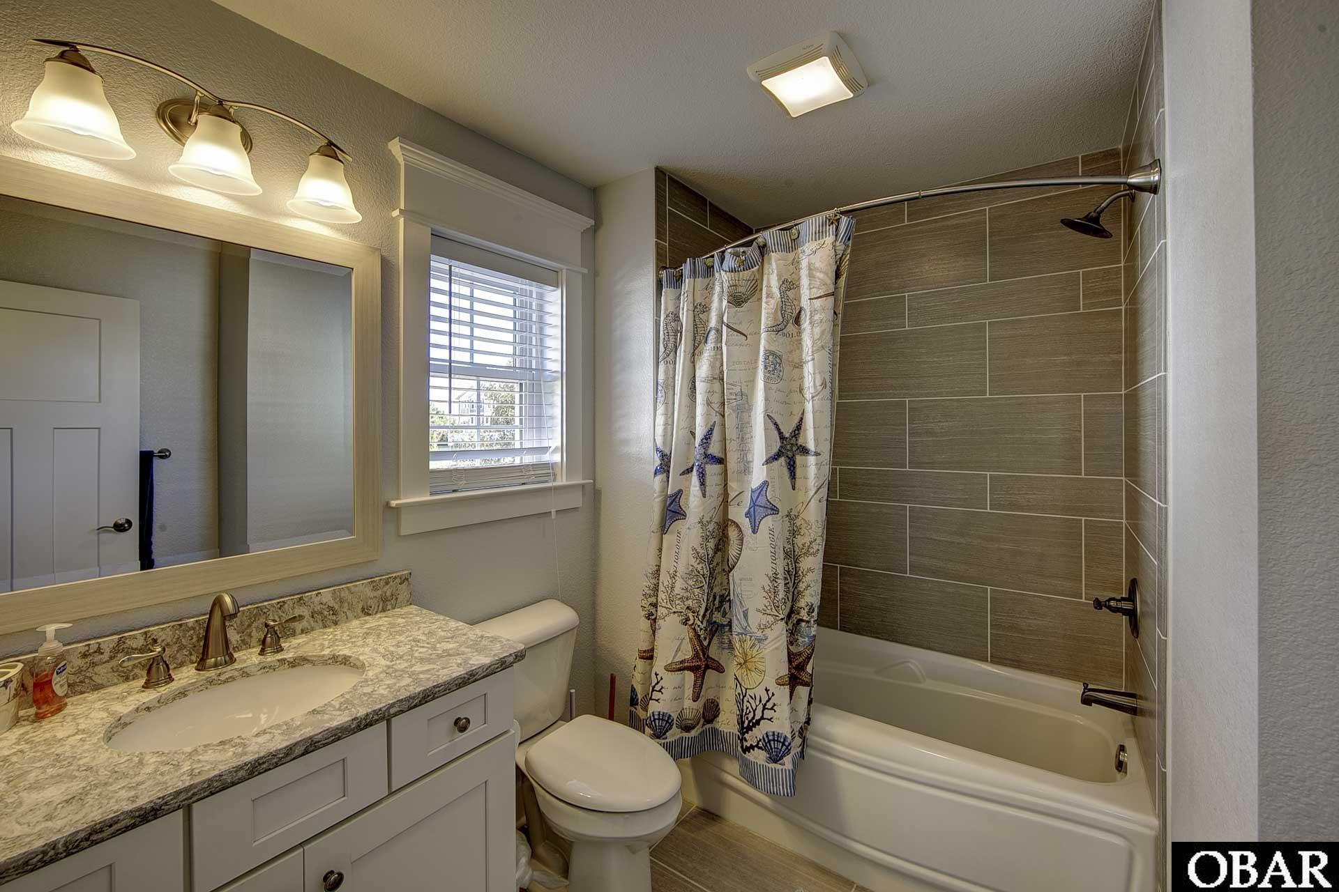 202 First Flight Run, Kitty Hawk, NC 27949, 5 Bedrooms Bedrooms, ,5 BathroomsBathrooms,Residential,For sale,First Flight Run,127352