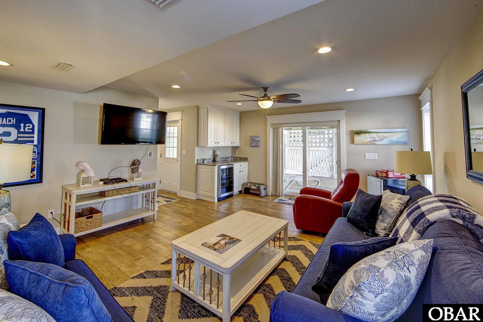 202 First Flight Run, Kitty Hawk, NC 27949, 5 Bedrooms Bedrooms, ,5 BathroomsBathrooms,Residential,For sale,First Flight Run,127352