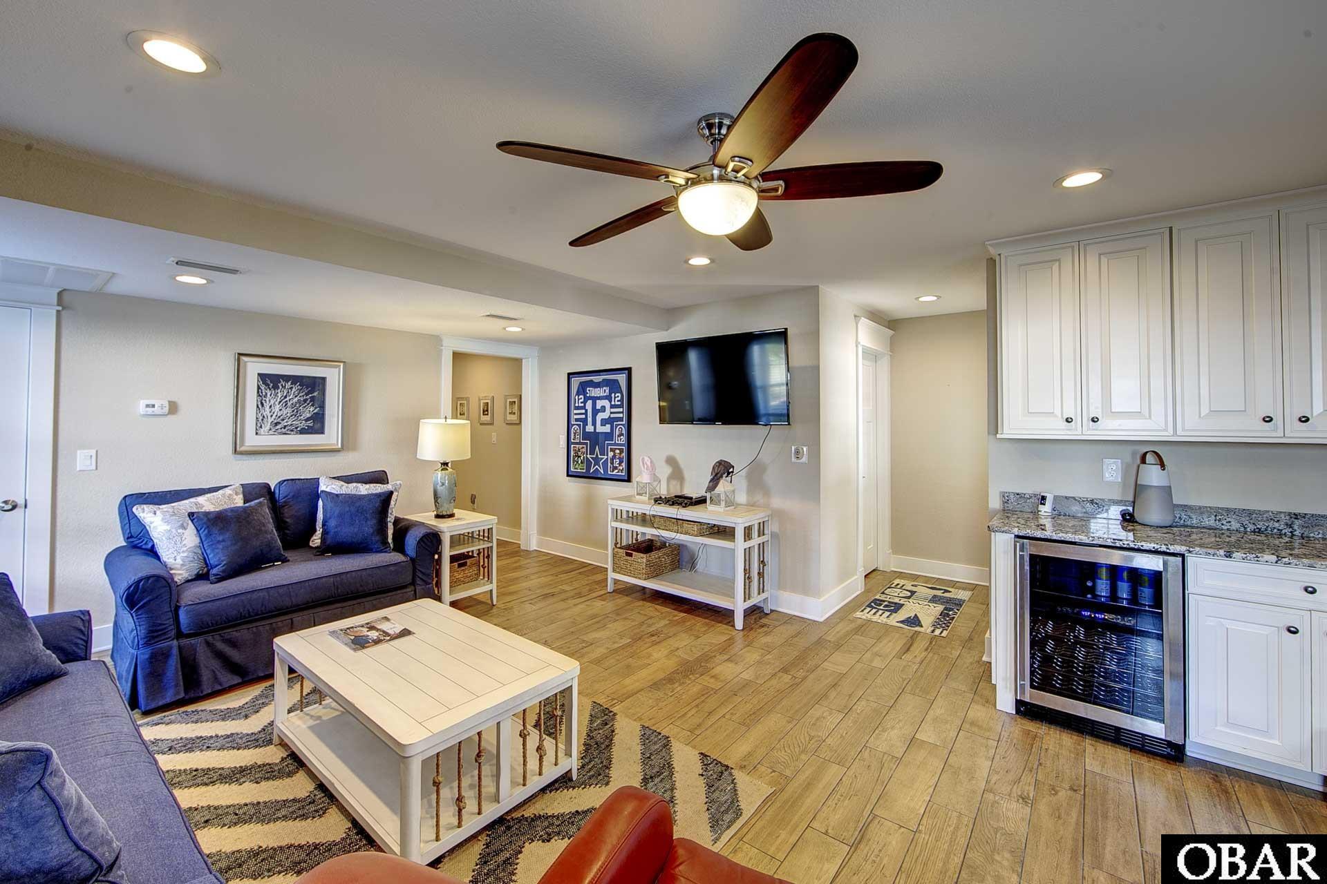 202 First Flight Run, Kitty Hawk, NC 27949, 5 Bedrooms Bedrooms, ,5 BathroomsBathrooms,Residential,For sale,First Flight Run,127352