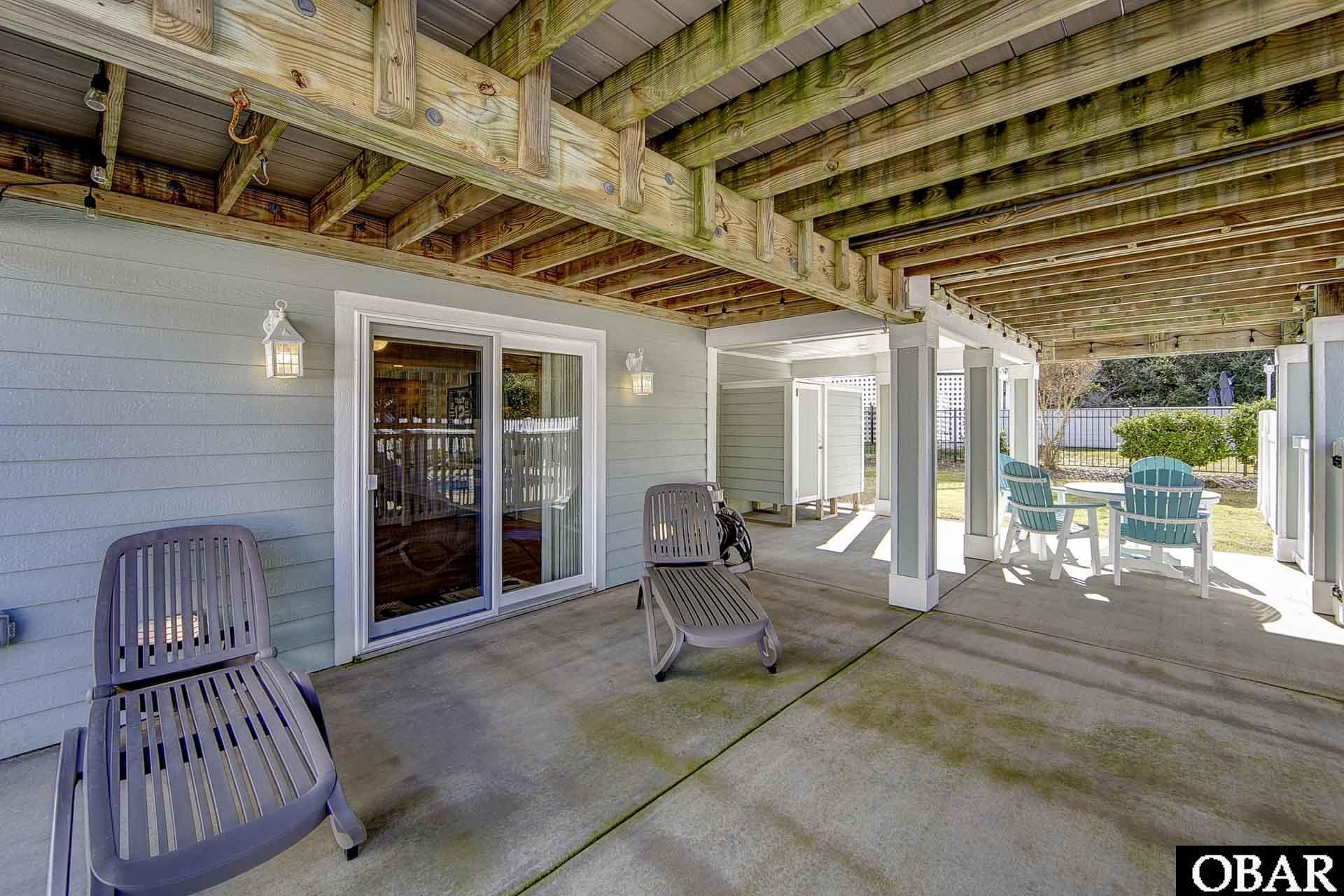 202 First Flight Run, Kitty Hawk, NC 27949, 5 Bedrooms Bedrooms, ,5 BathroomsBathrooms,Residential,For sale,First Flight Run,127352