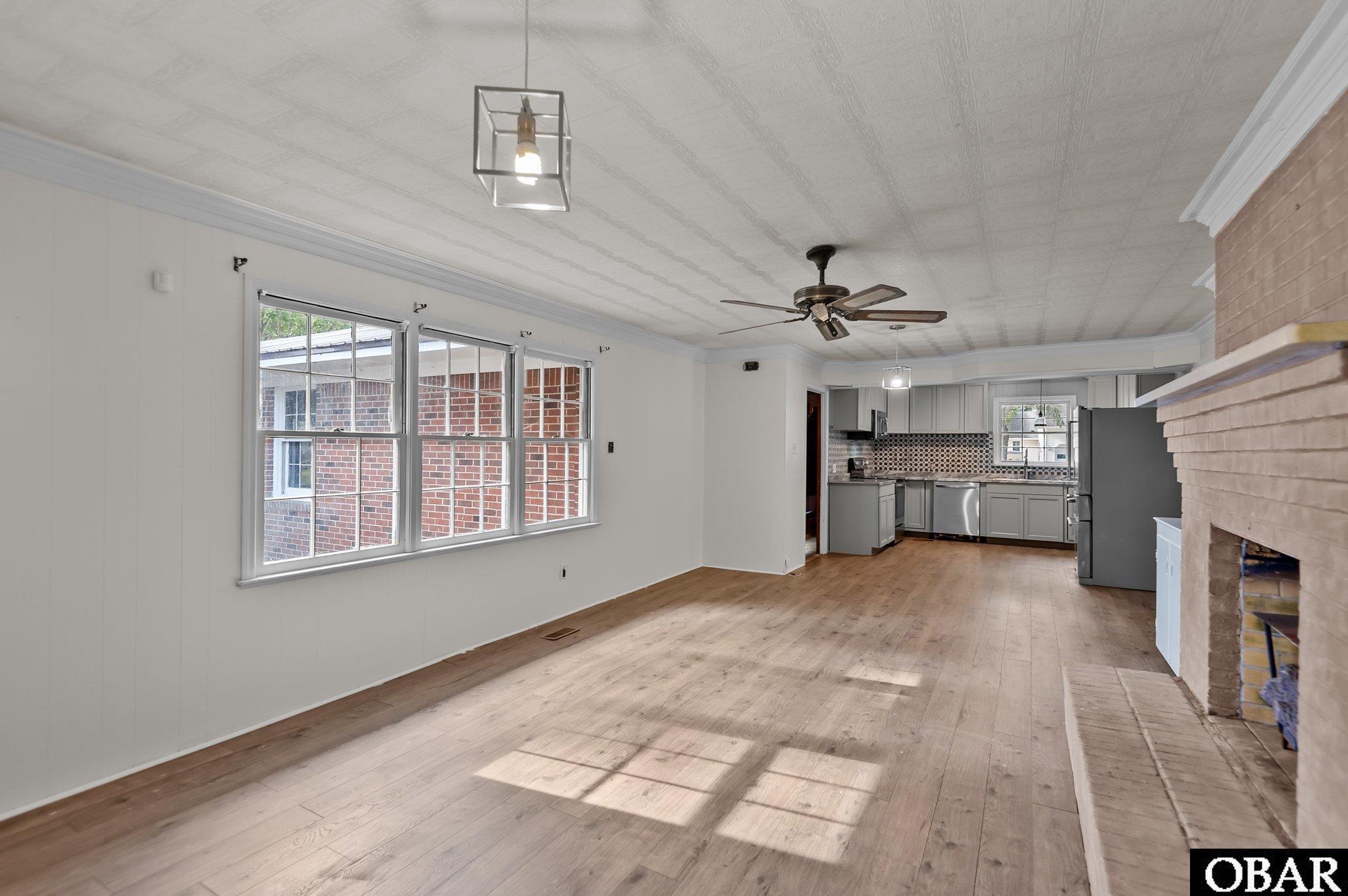 109 Seventh Avenue, Creswell, NC 27928, 3 Bedrooms Bedrooms, ,2 BathroomsBathrooms,Residential,For sale,Seventh Avenue,127355