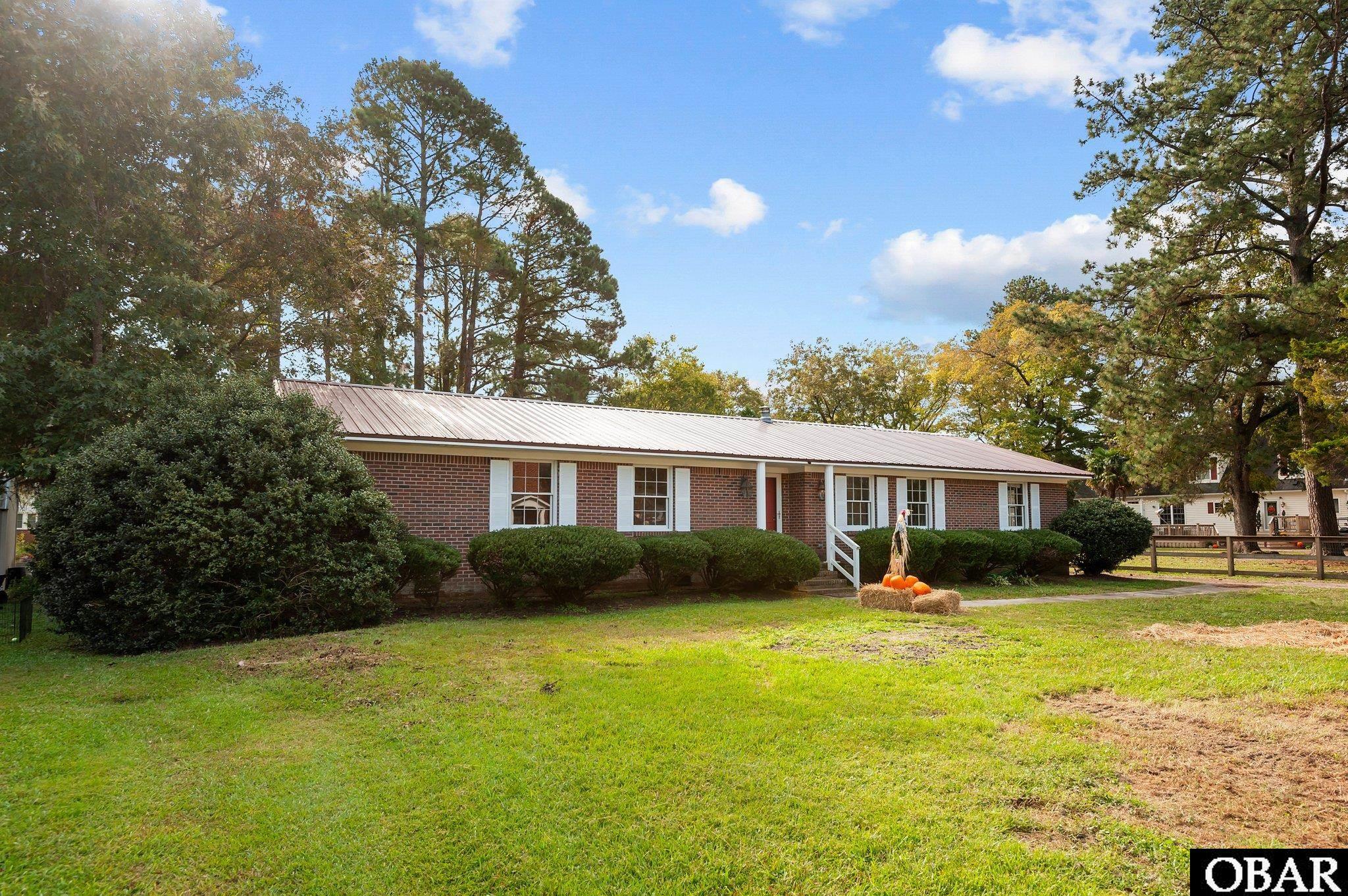 109 Seventh Avenue, Creswell, NC 27928, 3 Bedrooms Bedrooms, ,2 BathroomsBathrooms,Residential,For sale,Seventh Avenue,127355