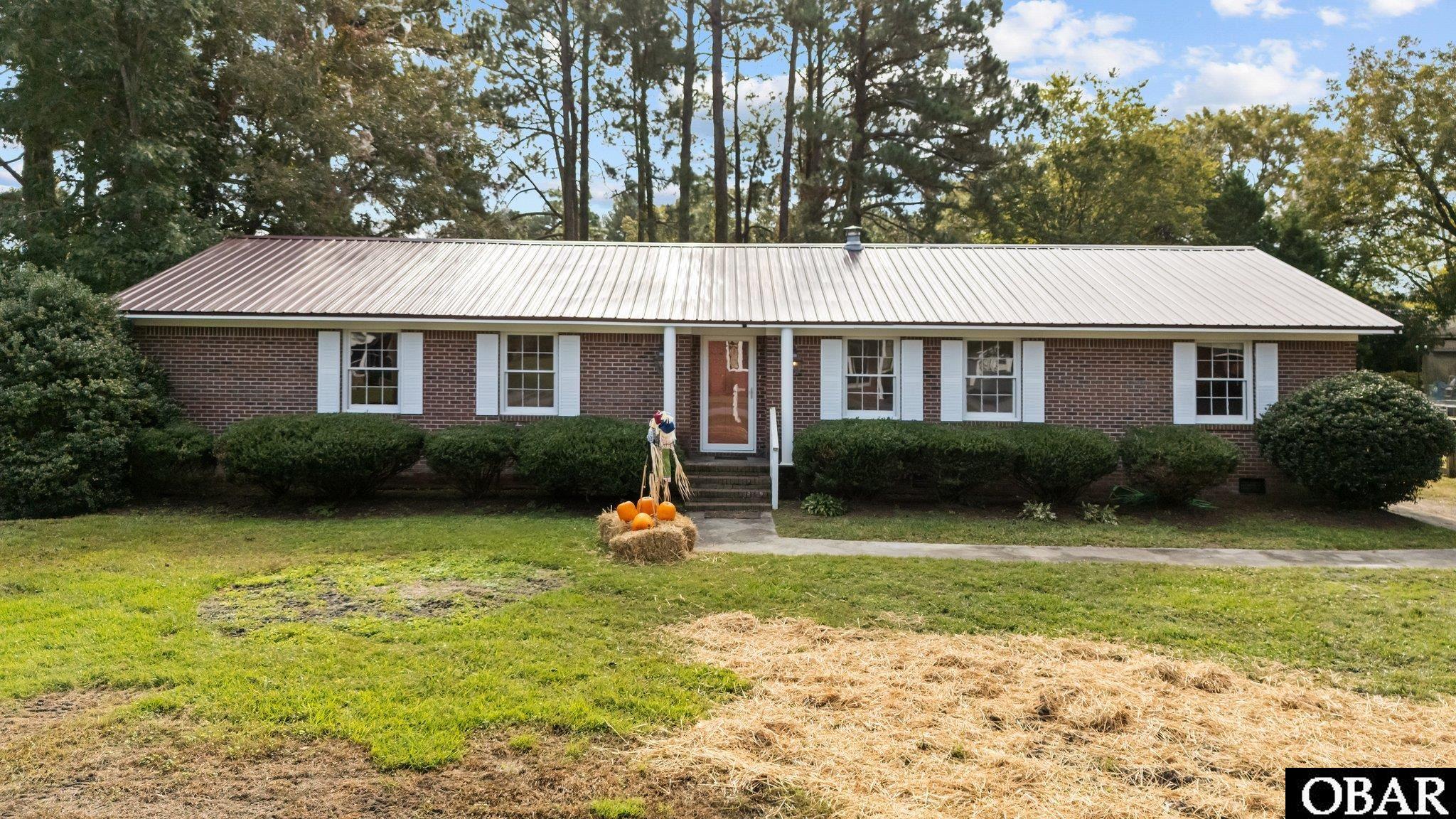 109 Seventh Avenue, Creswell, NC 27928, 3 Bedrooms Bedrooms, ,2 BathroomsBathrooms,Residential,For sale,Seventh Avenue,127355