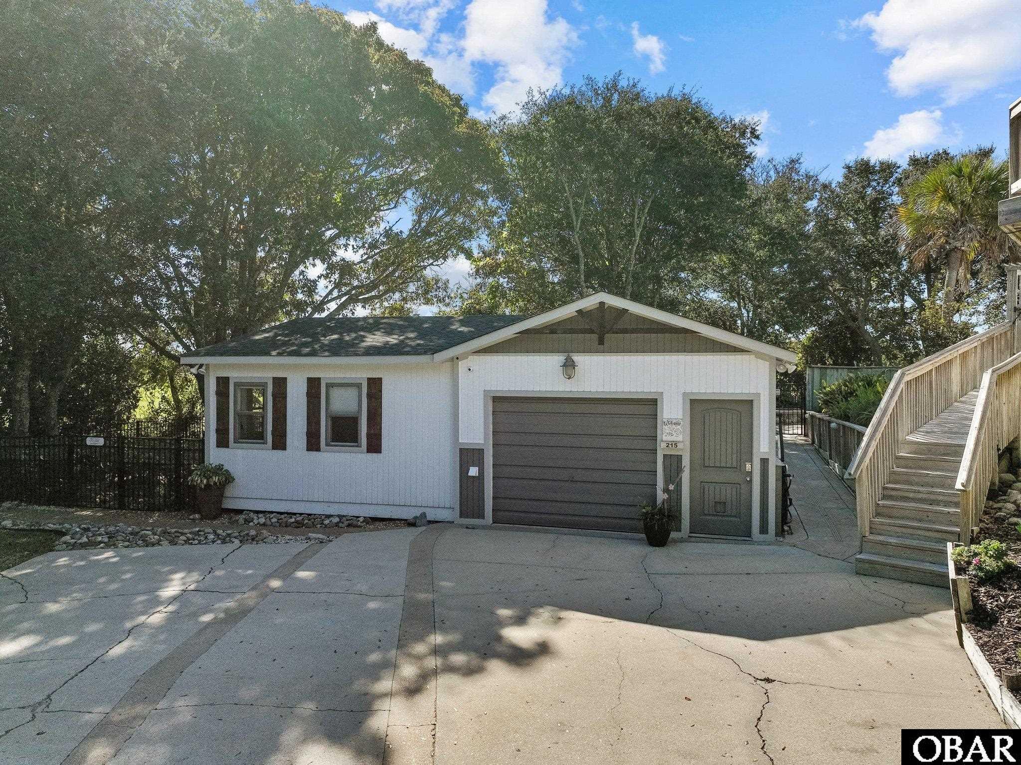 215 Heritage Lane, Kitty Hawk, NC 27949, 4 Bedrooms Bedrooms, ,3 BathroomsBathrooms,Residential,For sale,Heritage Lane,127364