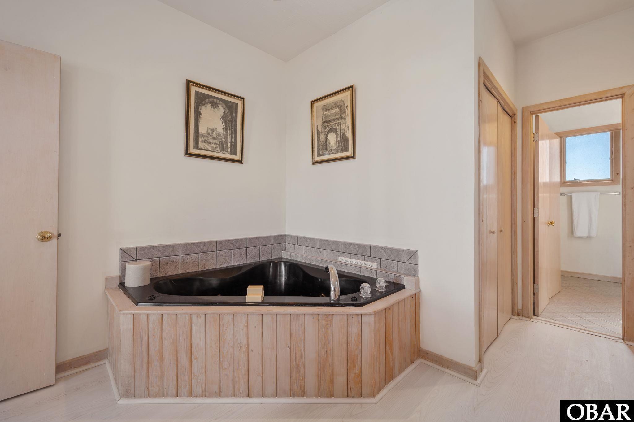 2223 Sandfiddler Road, Corolla, NC 27927, 5 Bedrooms Bedrooms, ,4 BathroomsBathrooms,Residential,For sale,Sandfiddler Road,127368