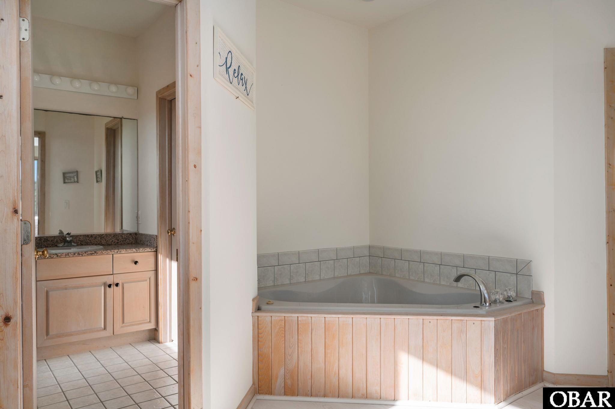2223 Sandfiddler Road, Corolla, NC 27927, 5 Bedrooms Bedrooms, ,4 BathroomsBathrooms,Residential,For sale,Sandfiddler Road,127368