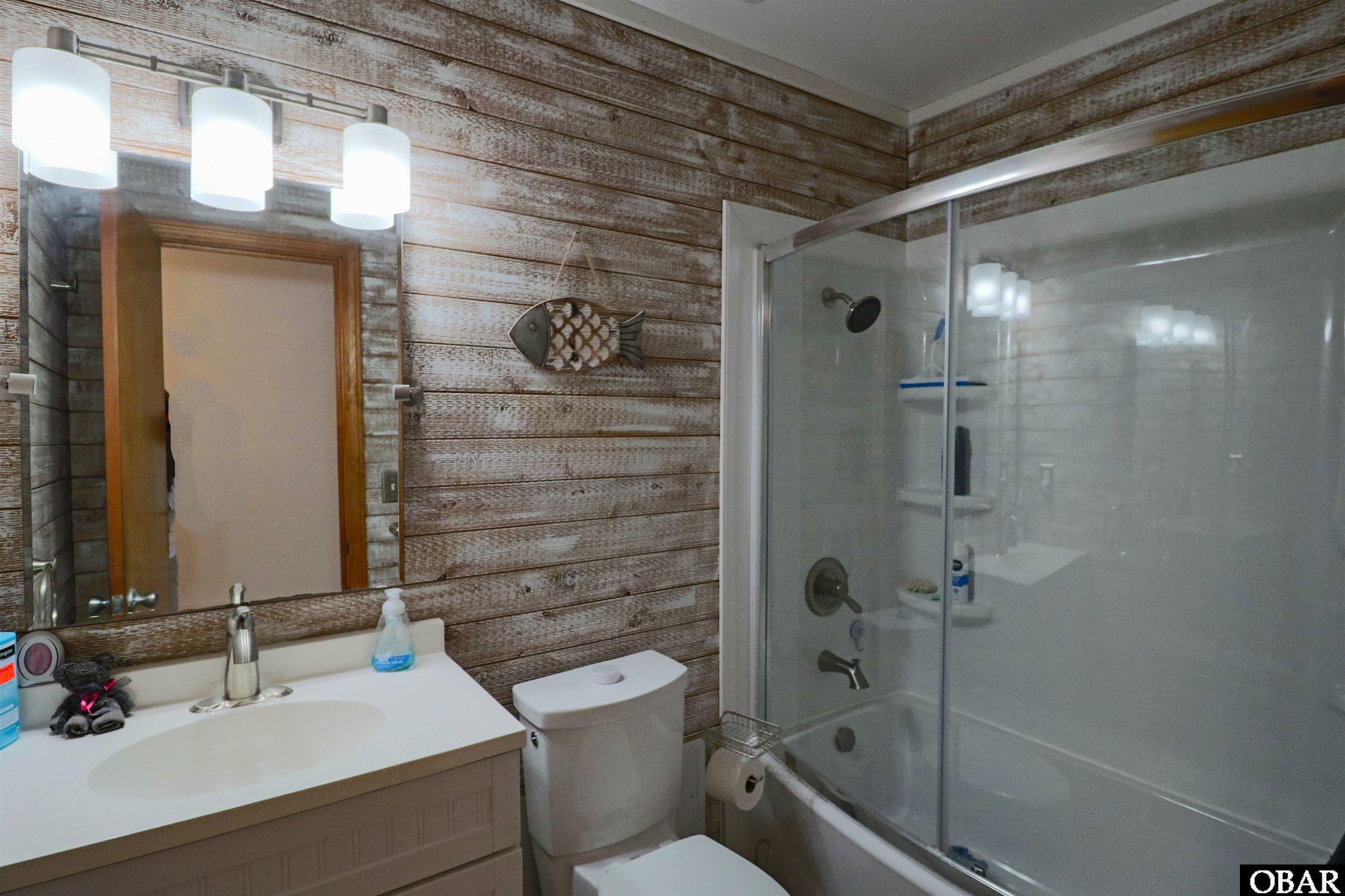 221 Broadbay Drive, Kill Devil Hills, NC 27948, 3 Bedrooms Bedrooms, ,2 BathroomsBathrooms,Residential,For sale,Broadbay Drive,127371