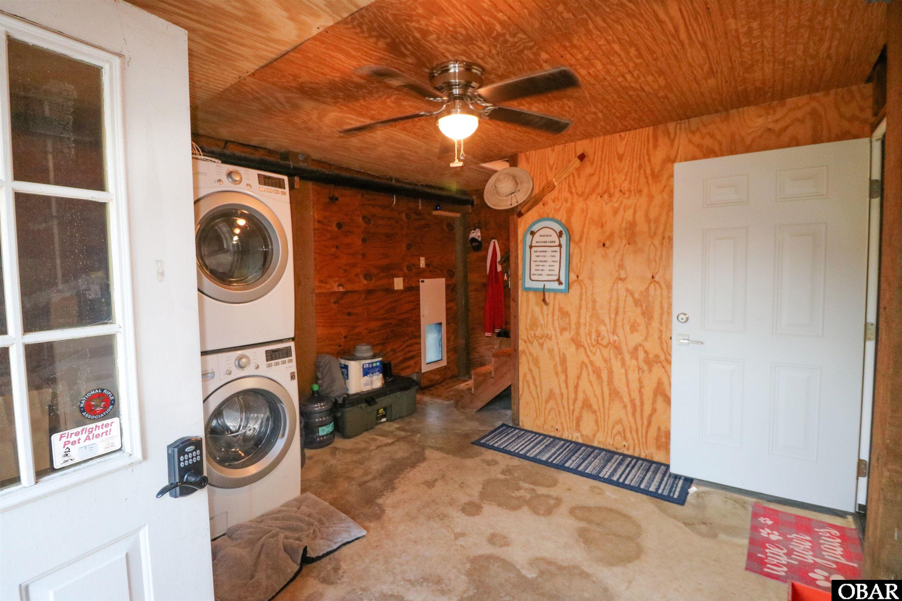 221 Broadbay Drive, Kill Devil Hills, NC 27948, 3 Bedrooms Bedrooms, ,2 BathroomsBathrooms,Residential,For sale,Broadbay Drive,127371
