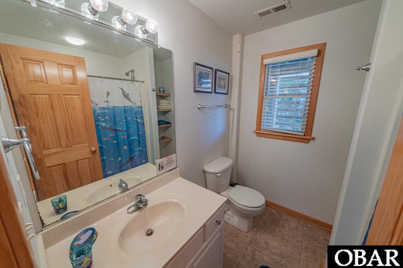 3519 Memorial Avenue, Nags Head, NC 27959, 5 Bedrooms Bedrooms, ,4 BathroomsBathrooms,Residential,For sale,Memorial Avenue,127372