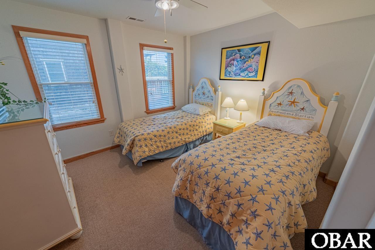 3519 Memorial Avenue, Nags Head, NC 27959, 5 Bedrooms Bedrooms, ,4 BathroomsBathrooms,Residential,For sale,Memorial Avenue,127372