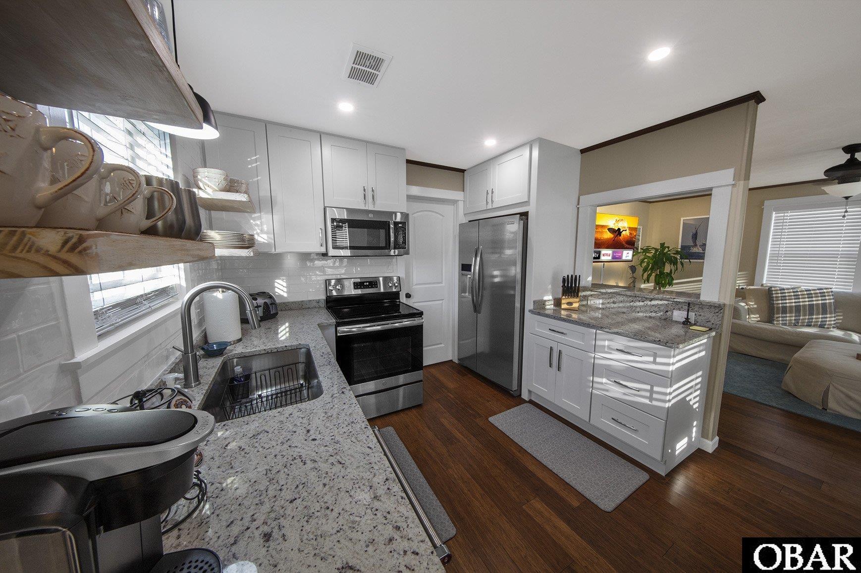 4613 Pompano Court, Nags Head, NC 27959, 3 Bedrooms Bedrooms, ,2 BathroomsBathrooms,Residential,For sale,Pompano Court,127373