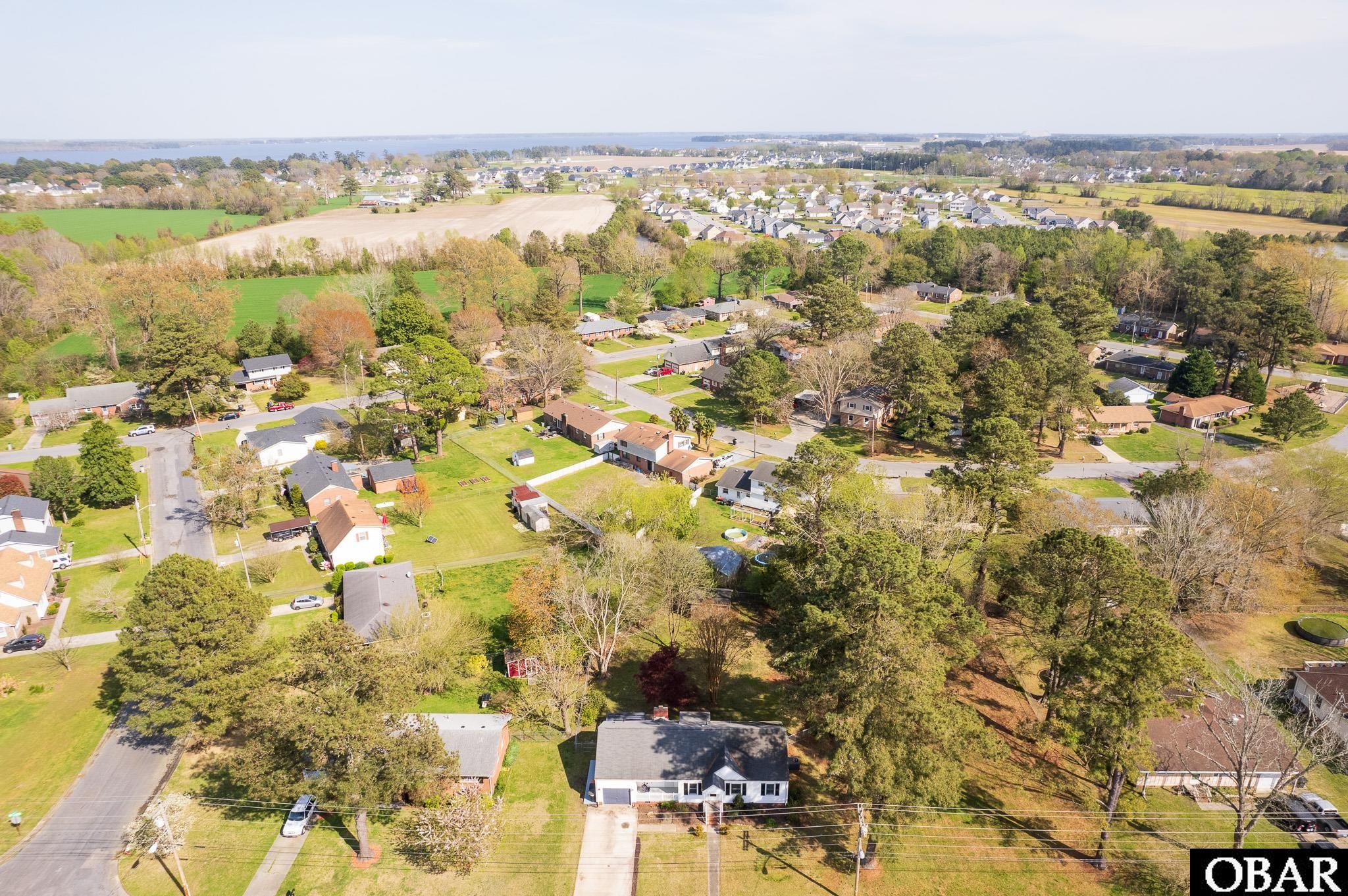 1704 Edgewood Drive, Elizabeth City, NC 27909, 3 Bedrooms Bedrooms, ,2 BathroomsBathrooms,Residential,For sale,Edgewood Drive,127379