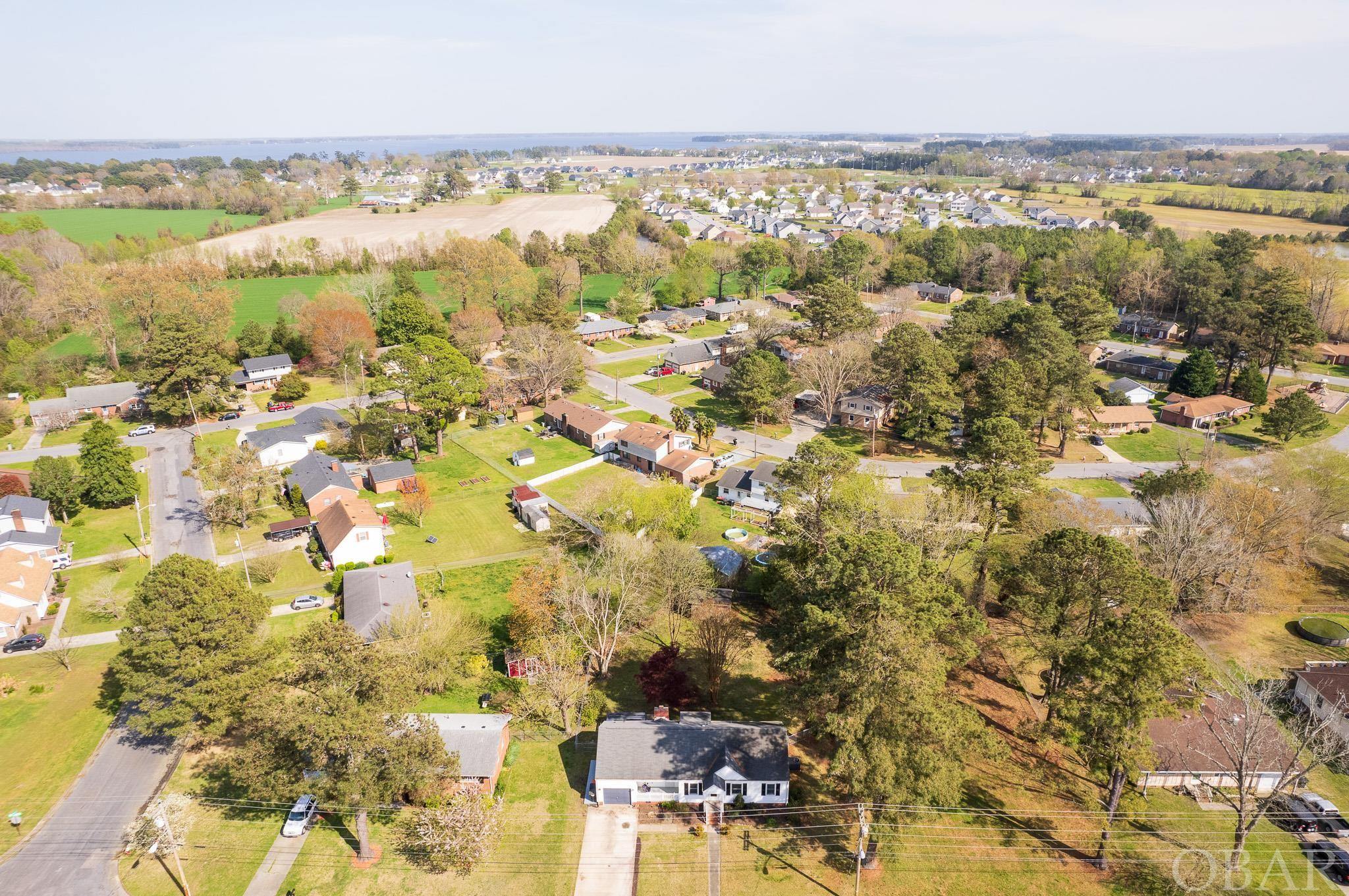 1704 Edgewood Drive, Elizabeth City, NC 27909, 3 Bedrooms Bedrooms, ,2 BathroomsBathrooms,Residential,For sale,Edgewood Drive,127379