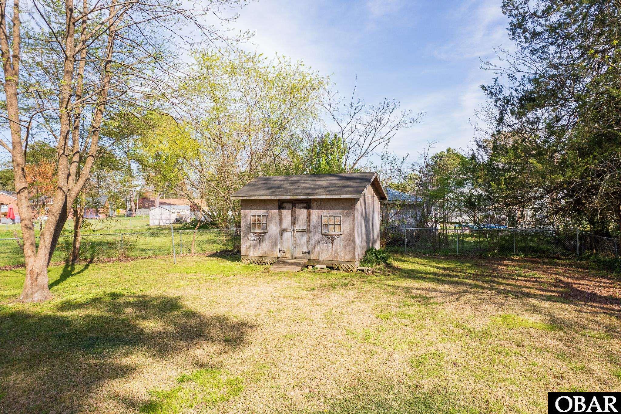 1704 Edgewood Drive, Elizabeth City, NC 27909, 3 Bedrooms Bedrooms, ,2 BathroomsBathrooms,Residential,For sale,Edgewood Drive,127379