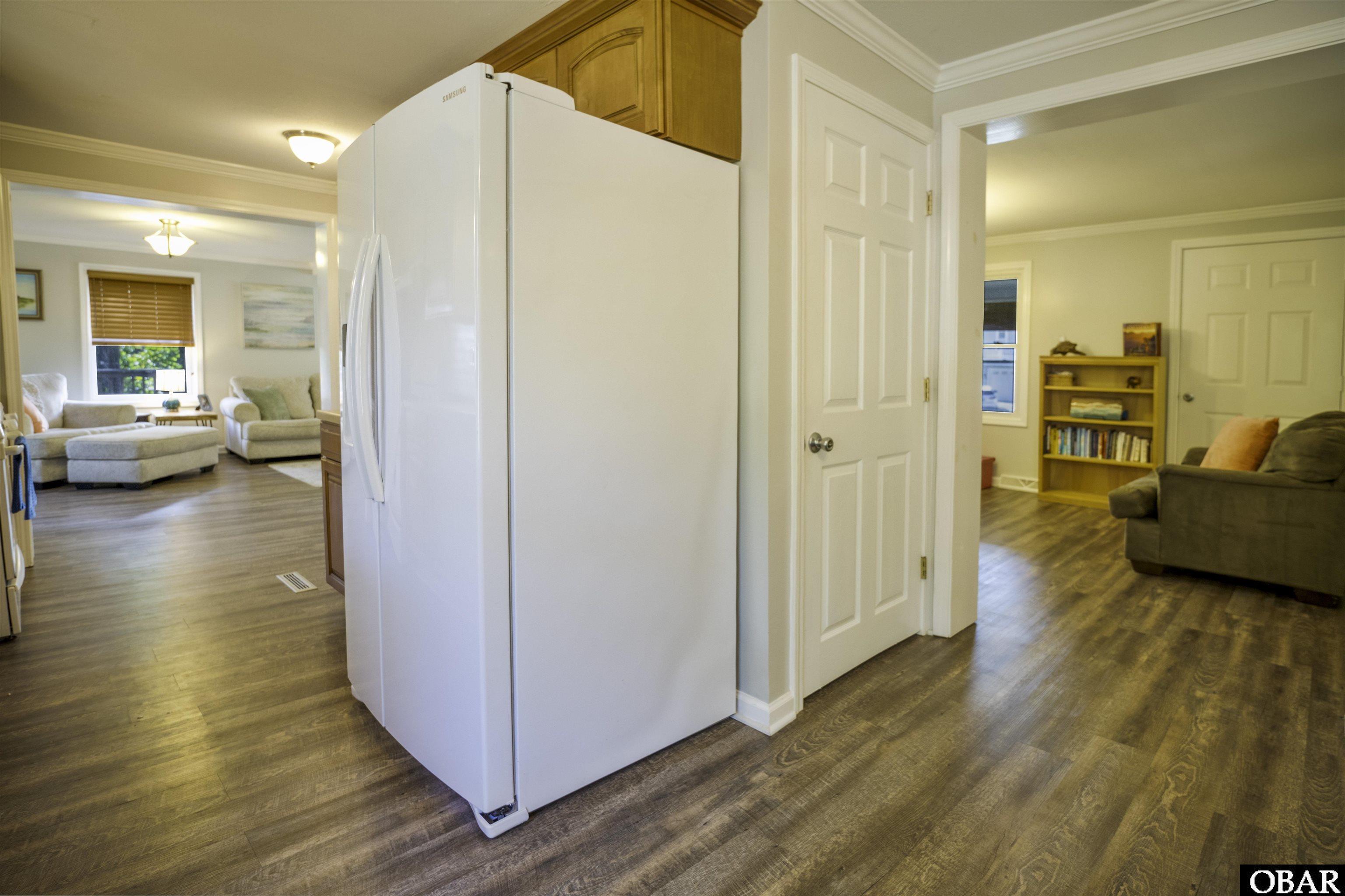 818 Cedar Drive, Kill Devil Hills, NC 27948, 3 Bedrooms Bedrooms, ,2 BathroomsBathrooms,Residential,For sale,Cedar Drive,127380