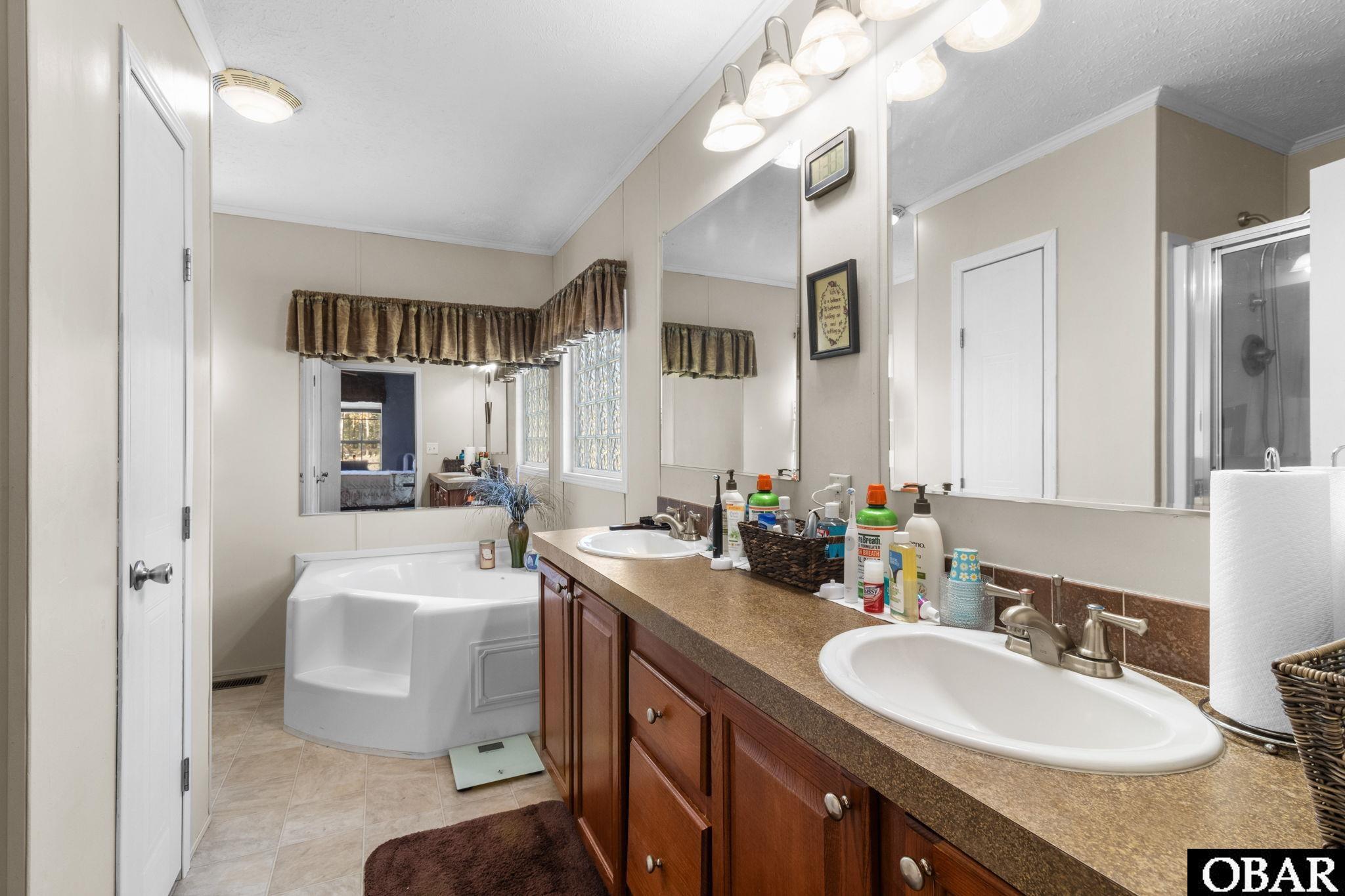 105 Holley Grove Road, Edenton, NC 27932, 3 Bedrooms Bedrooms, ,2 BathroomsBathrooms,Residential,For sale,Holley Grove Road,127384