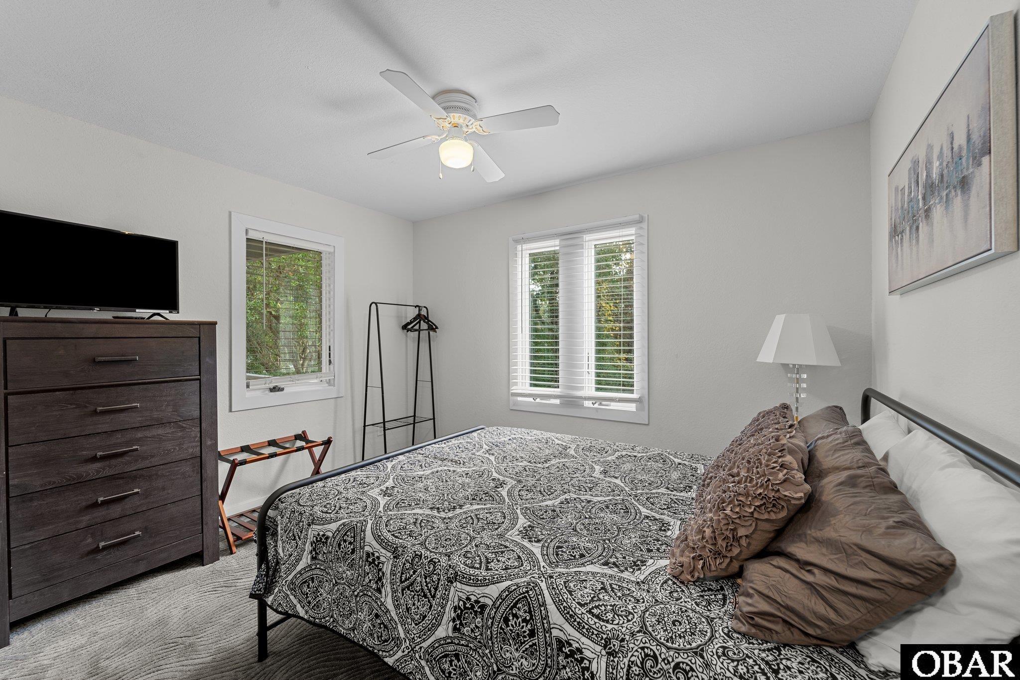 35 Tenth Avenue, Southern Shores, NC 27949, 4 Bedrooms Bedrooms, ,2 BathroomsBathrooms,Residential,For sale,Tenth Avenue,127385