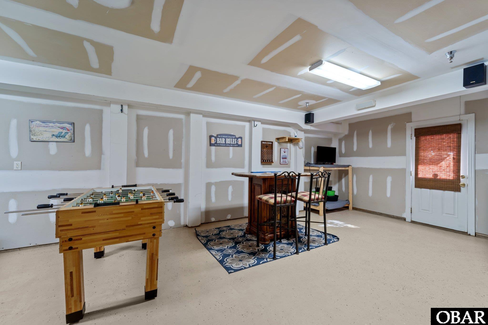 1108 Cambridge Road, Kill Devil Hills, NC 27948, 2 Bedrooms Bedrooms, ,2 BathroomsBathrooms,Residential,For sale,Cambridge Road,127397