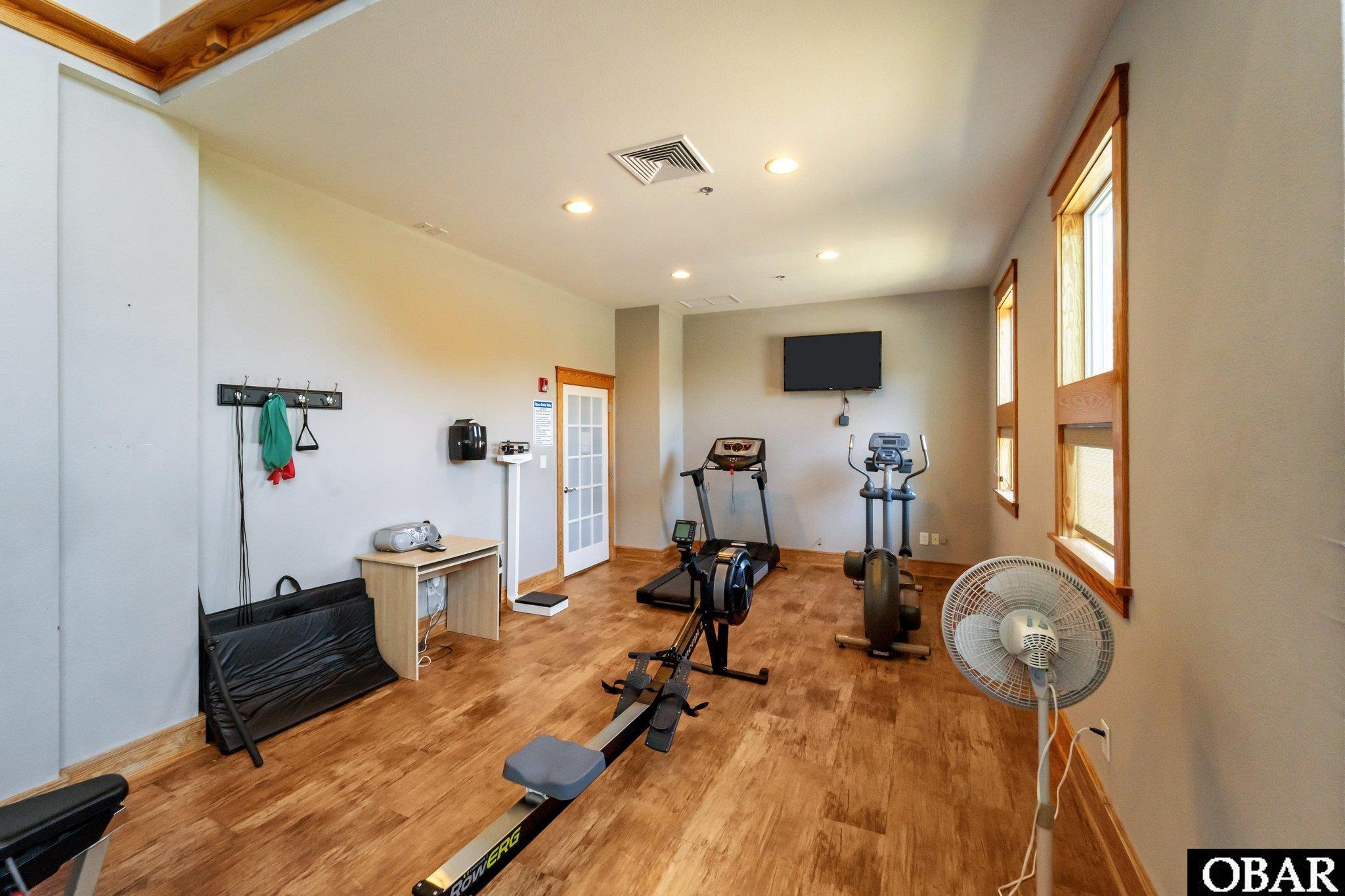 1108 Cambridge Road, Kill Devil Hills, NC 27948, 2 Bedrooms Bedrooms, ,2 BathroomsBathrooms,Residential,For sale,Cambridge Road,127397