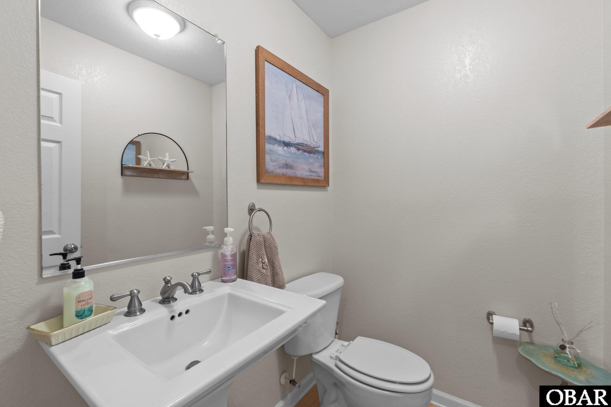1156 Burnside Road, Manteo, NC 27954, 5 Bedrooms Bedrooms, ,3 BathroomsBathrooms,Residential,For sale,Burnside Road,127398