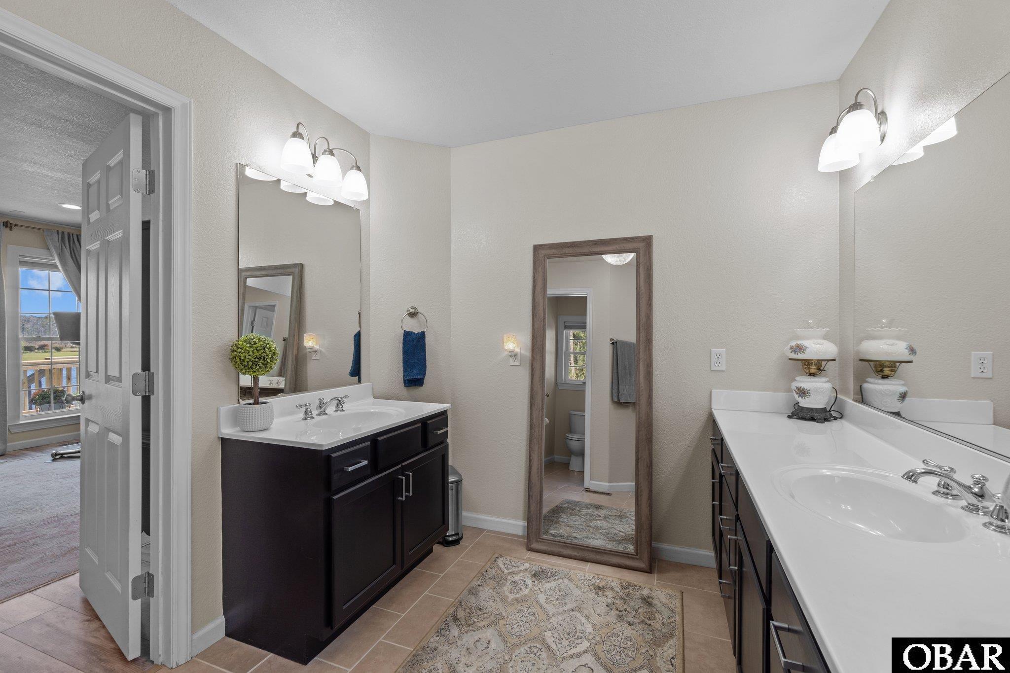 1156 Burnside Road, Manteo, NC 27954, 5 Bedrooms Bedrooms, ,3 BathroomsBathrooms,Residential,For sale,Burnside Road,127398