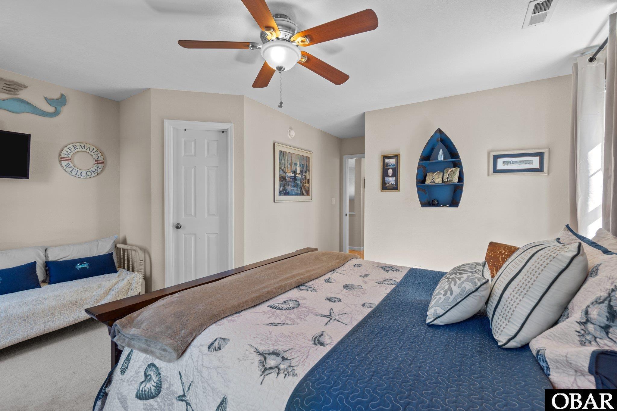 1156 Burnside Road, Manteo, NC 27954, 5 Bedrooms Bedrooms, ,3 BathroomsBathrooms,Residential,For sale,Burnside Road,127398