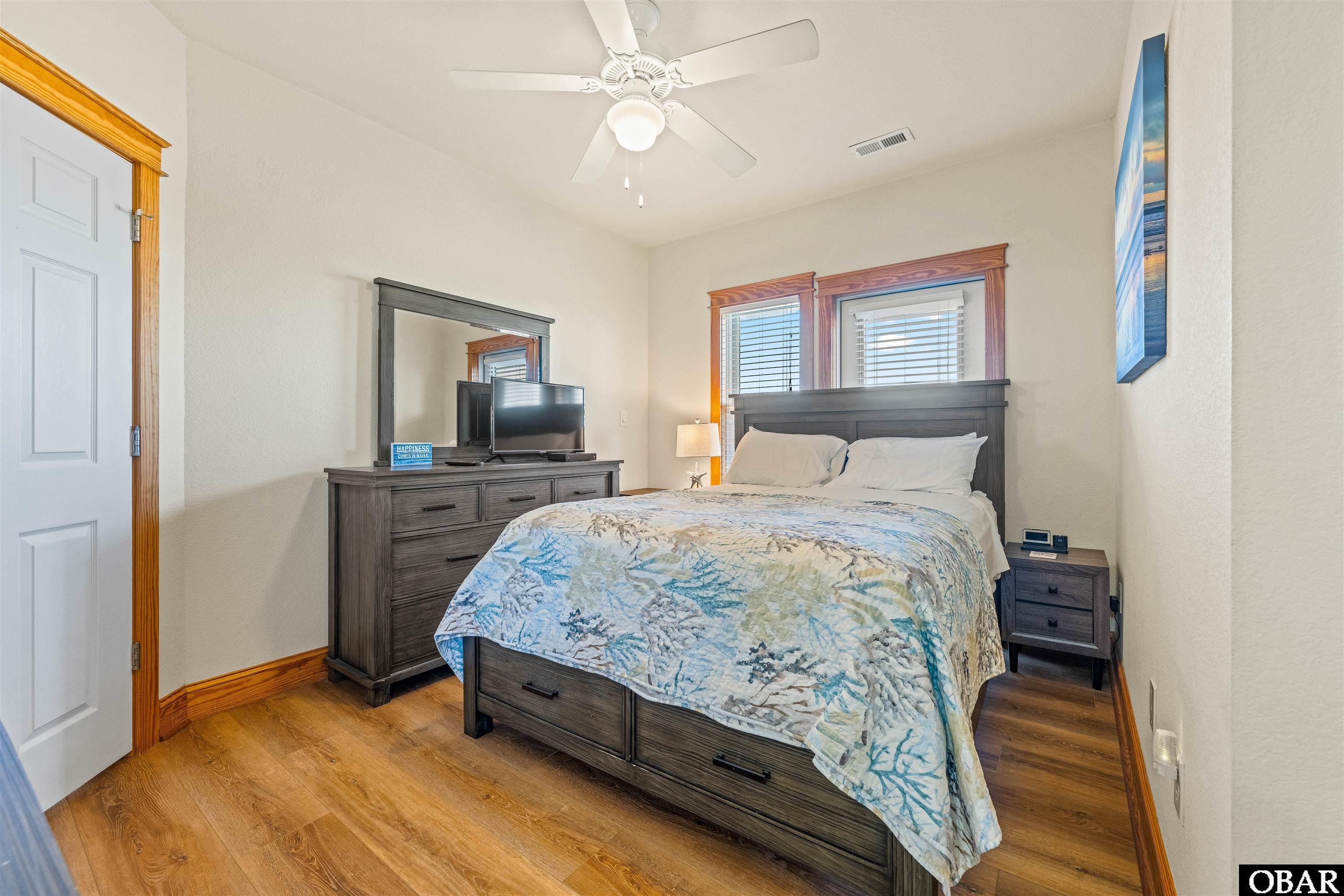 107 Gray Eagle Street, Nags Head, NC 27959, 3 Bedrooms Bedrooms, ,2 BathroomsBathrooms,Residential,For sale,Gray Eagle Street,127399