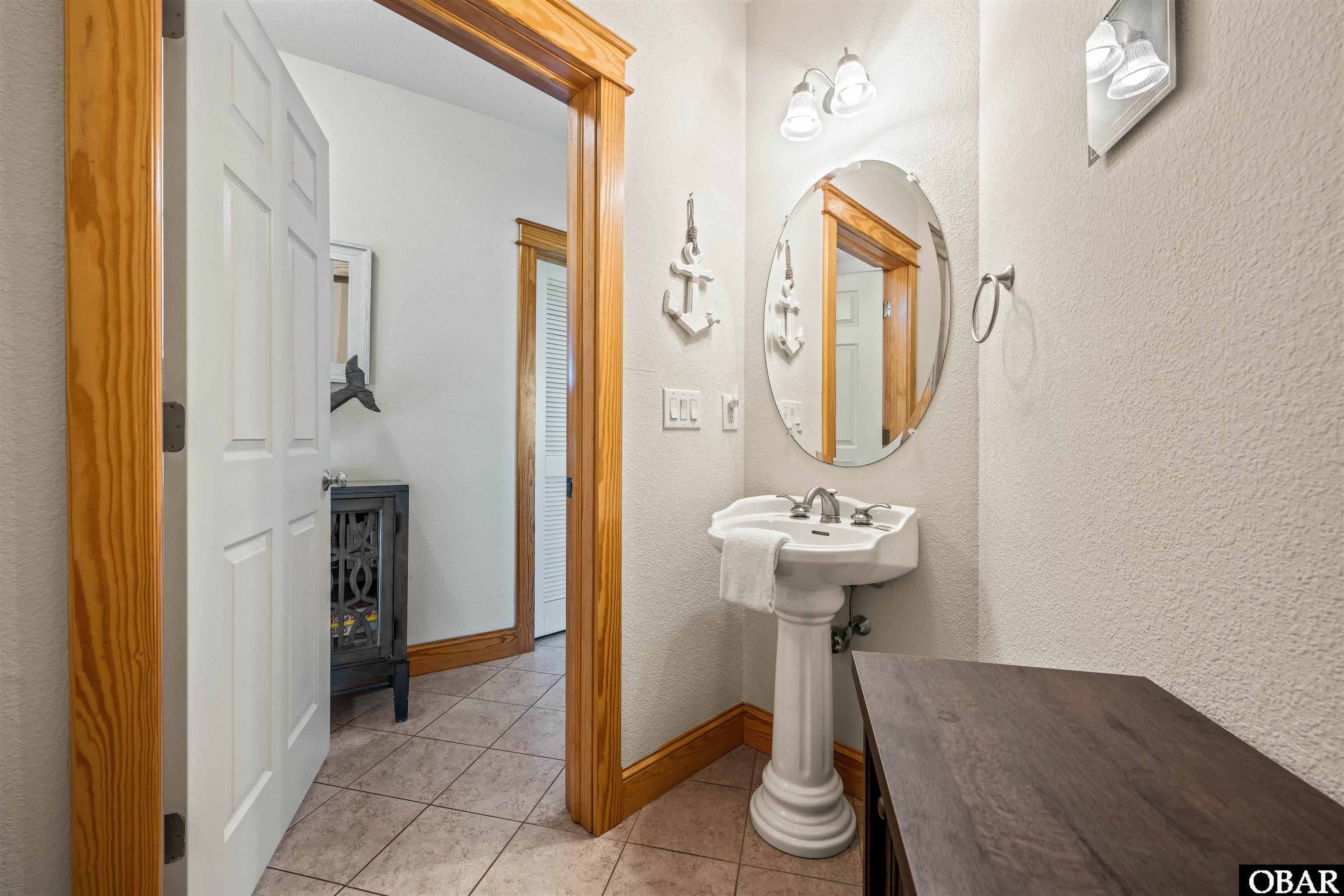 107 Gray Eagle Street, Nags Head, NC 27959, 3 Bedrooms Bedrooms, ,2 BathroomsBathrooms,Residential,For sale,Gray Eagle Street,127399